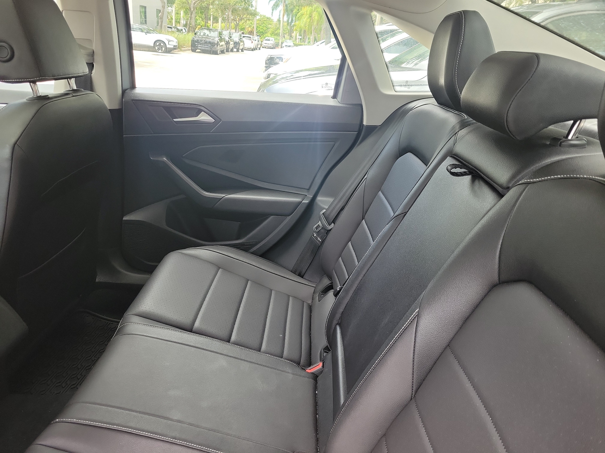 2024 Volkswagen Jetta SE - Photo 12
