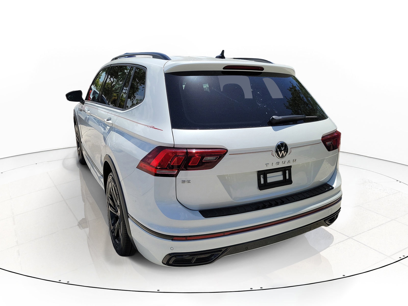 2023 Volkswagen Tiguan SE R-LINE BLACK - Photo 6