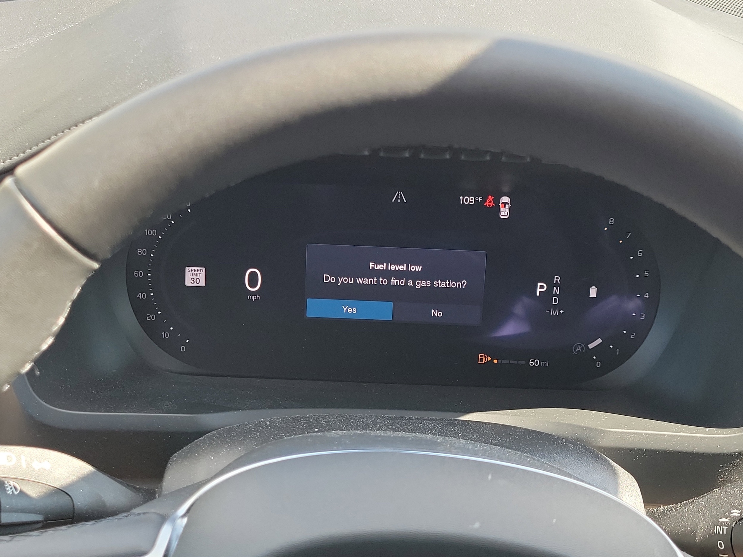 2025 Volvo XC90 Plus - Photo 27