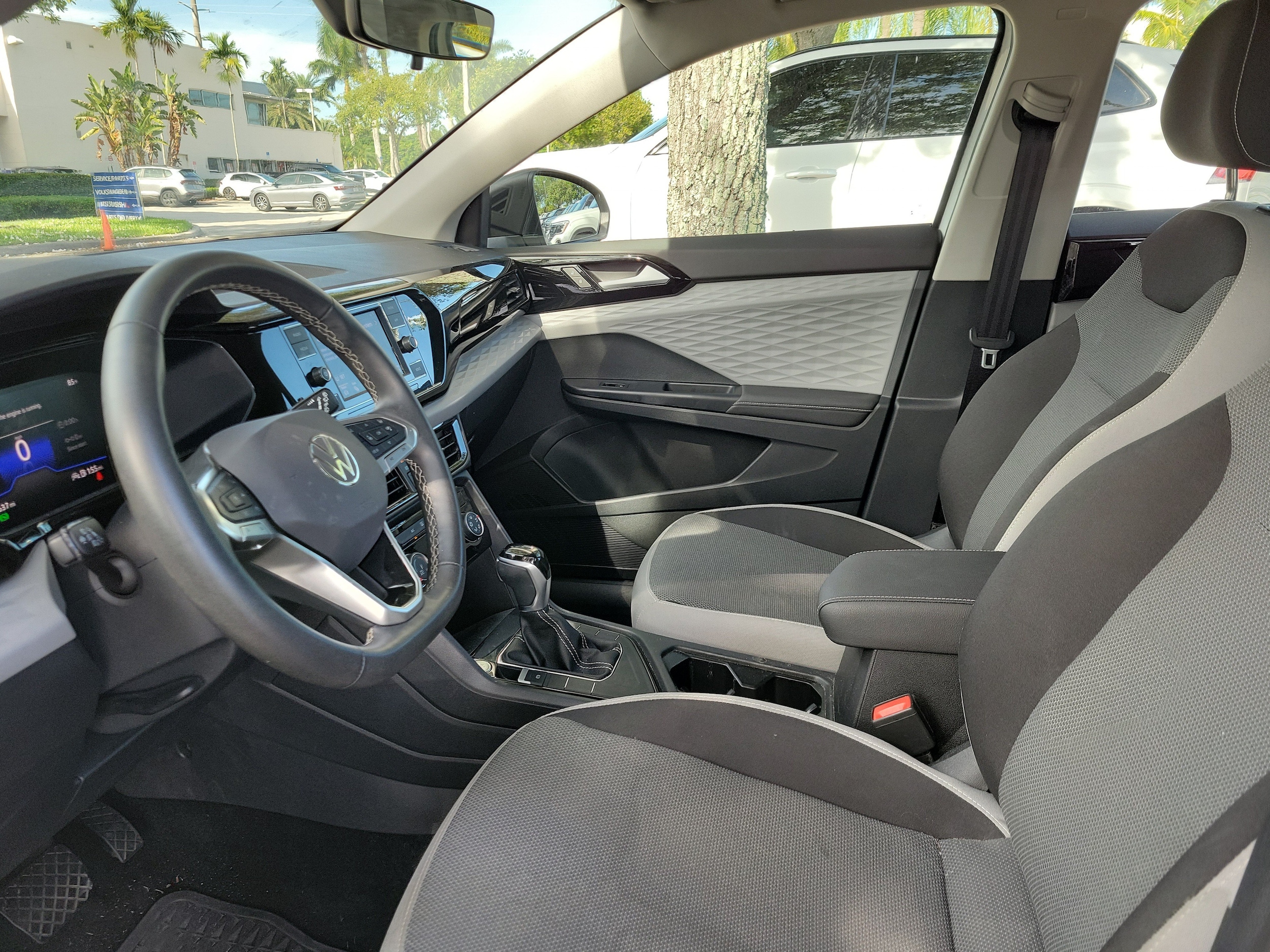 2024 Volkswagen Taos S - Photo 14