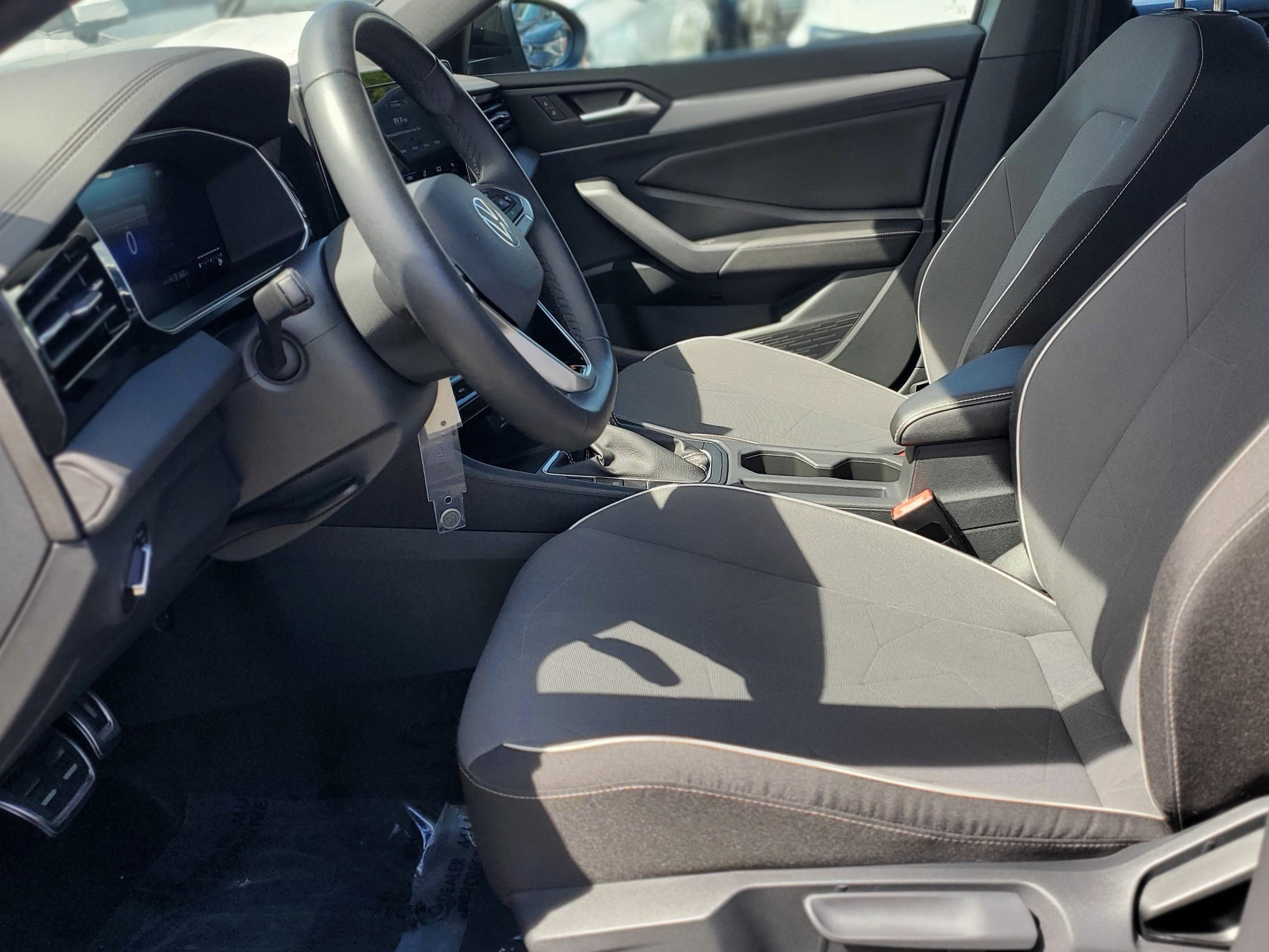 2026 Volkswagen Jetta Sport - Photo 8