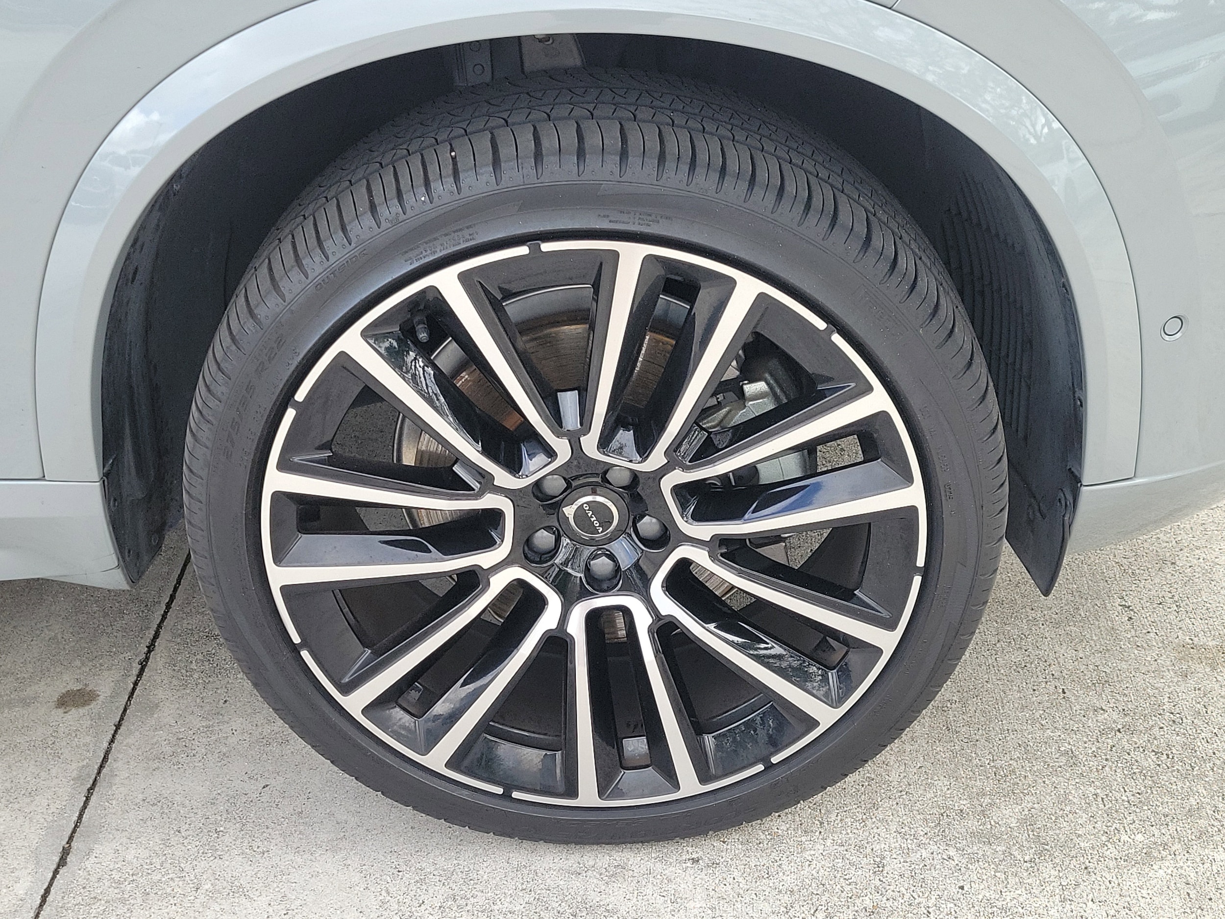 2025 Volvo XC90 Ultra - Photo 14
