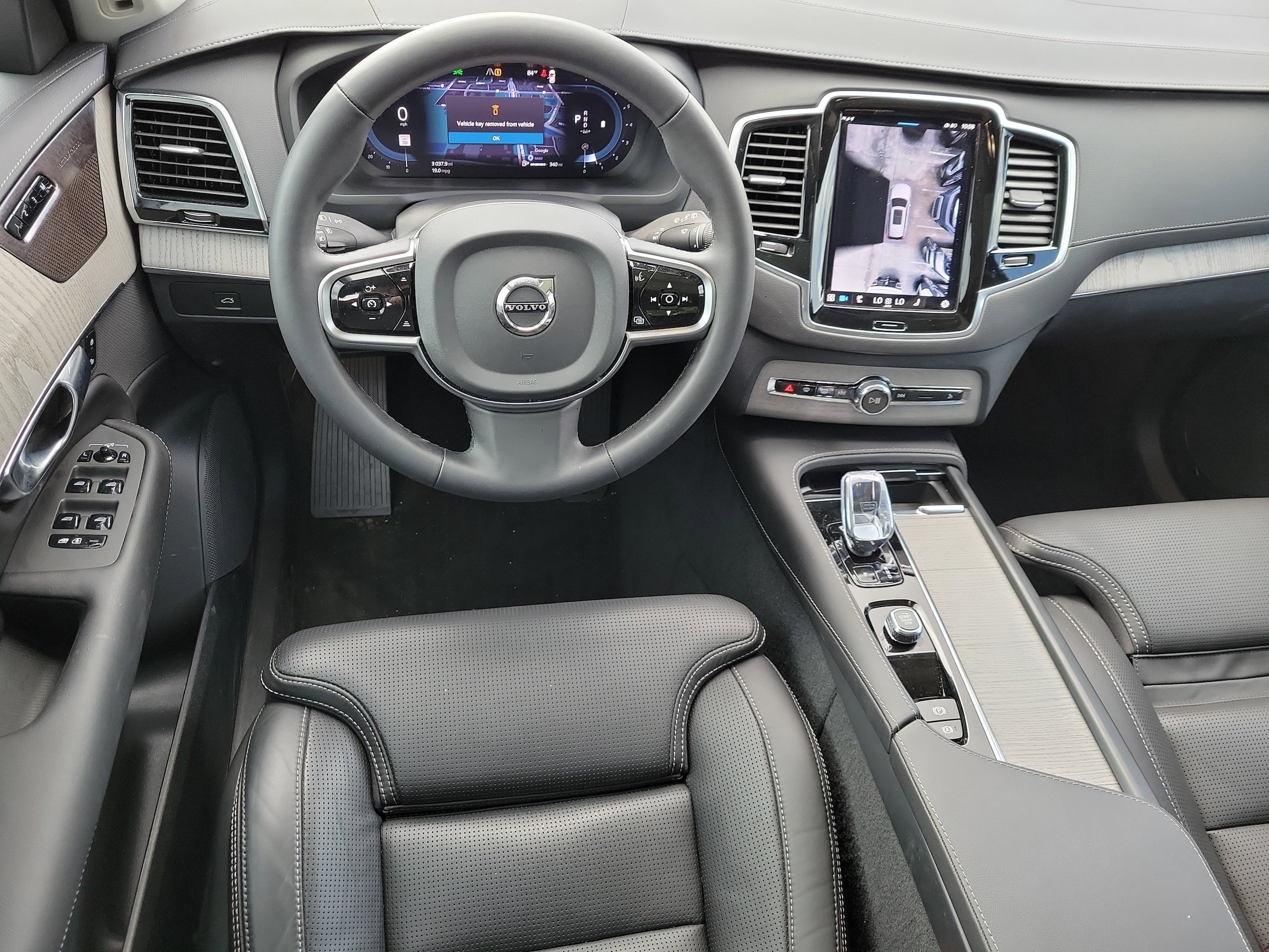 2025 Volvo XC90 Ultra - Photo 15