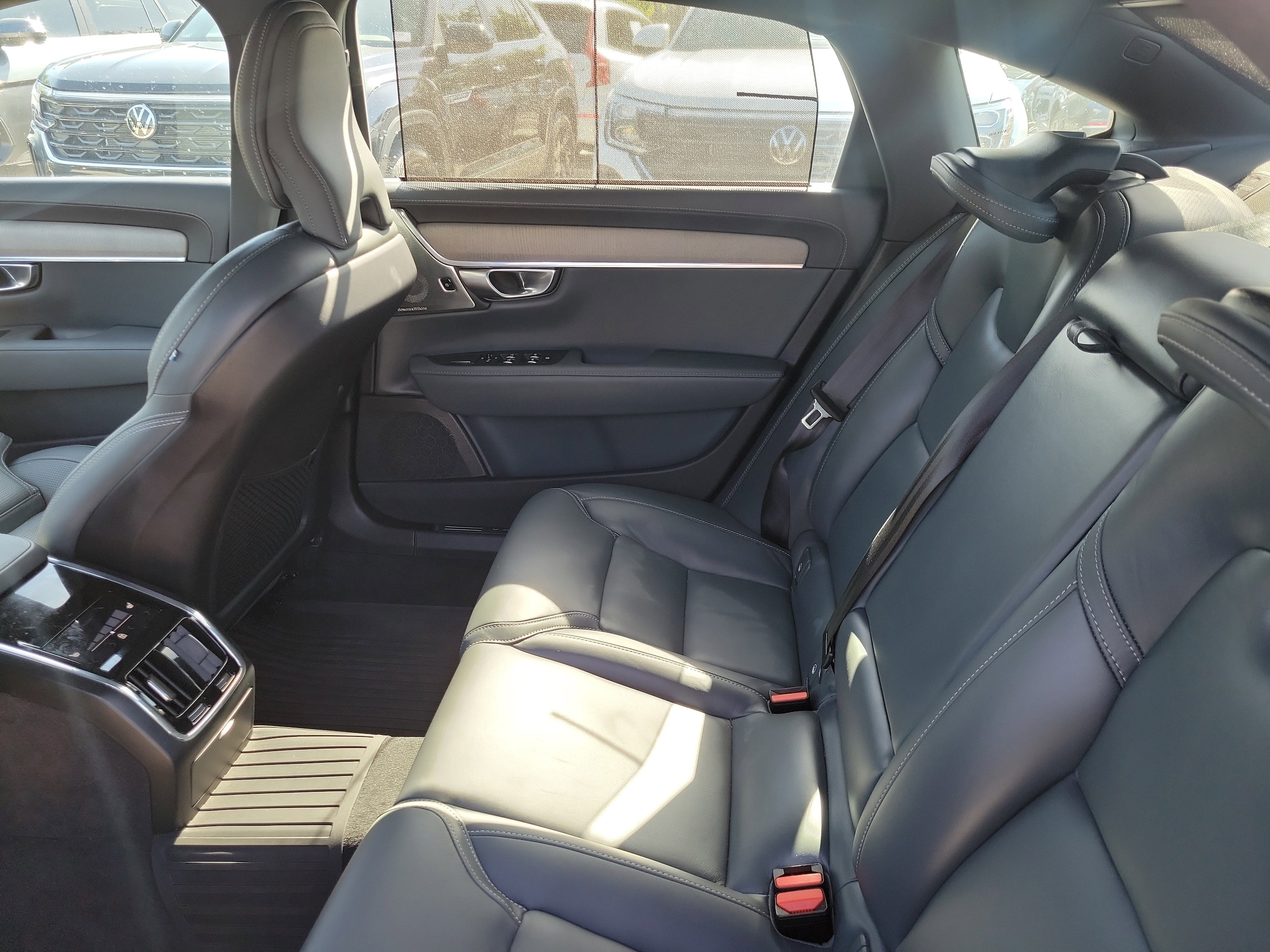 2023 Volvo S90 Ultimate - Photo 15