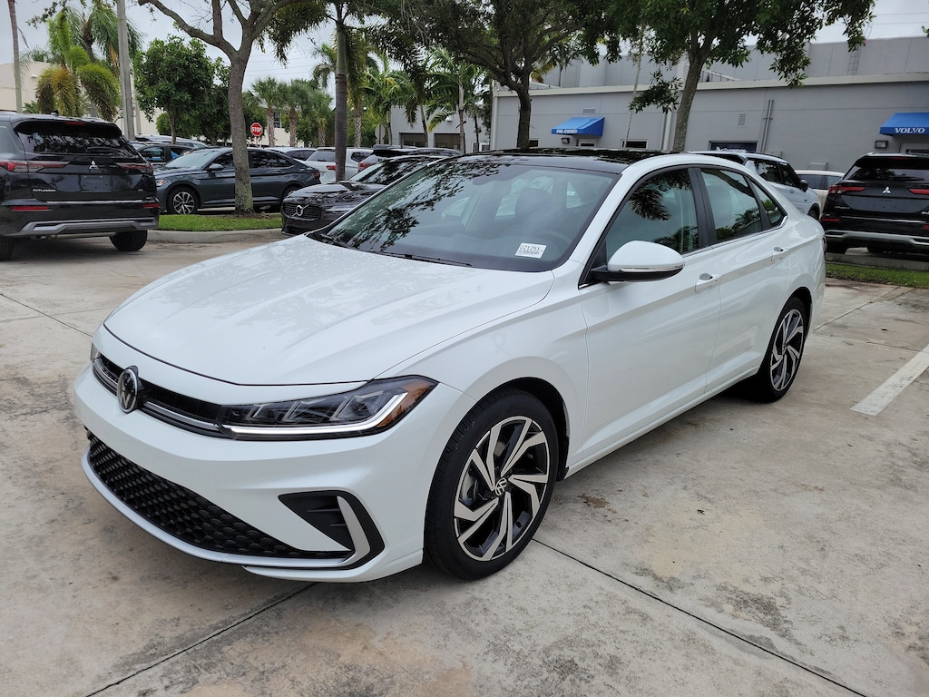 Certified 2025 Volkswagen Jetta 1.5T SEL Sedan