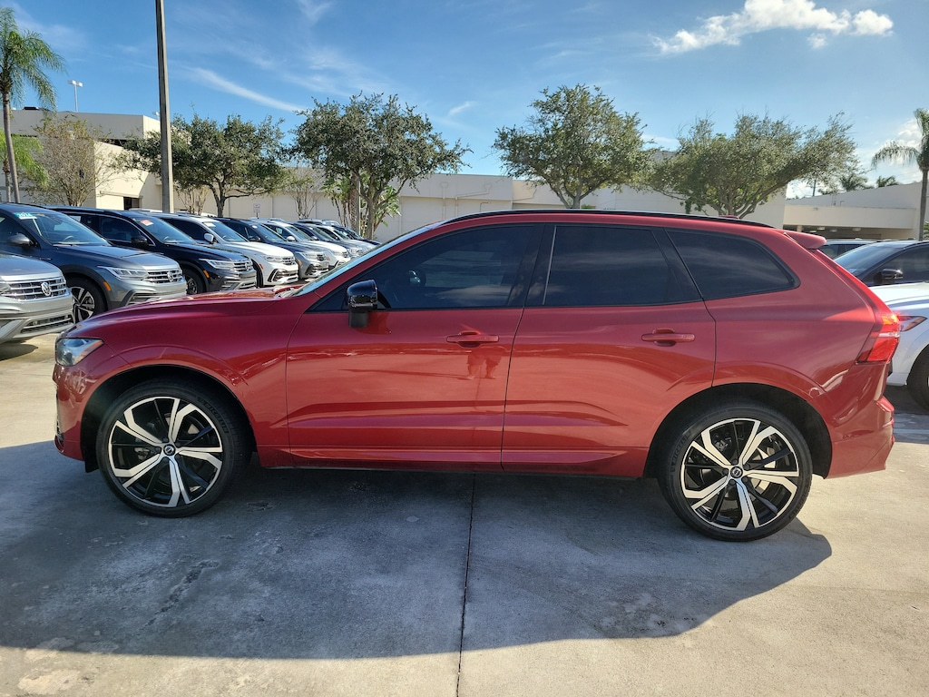 Used 2022 Volvo XC60 B5 FWD R-Design SUV