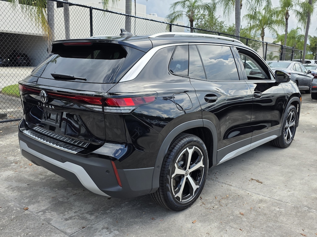 New 2026 Volkswagen Tiguan SE SUV