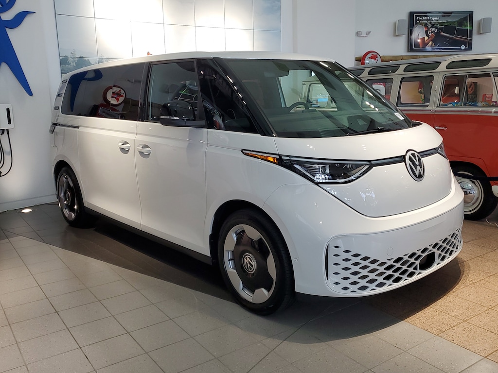 New 2025 Volkswagen ID. Buzz Pro S Van Passenger Van