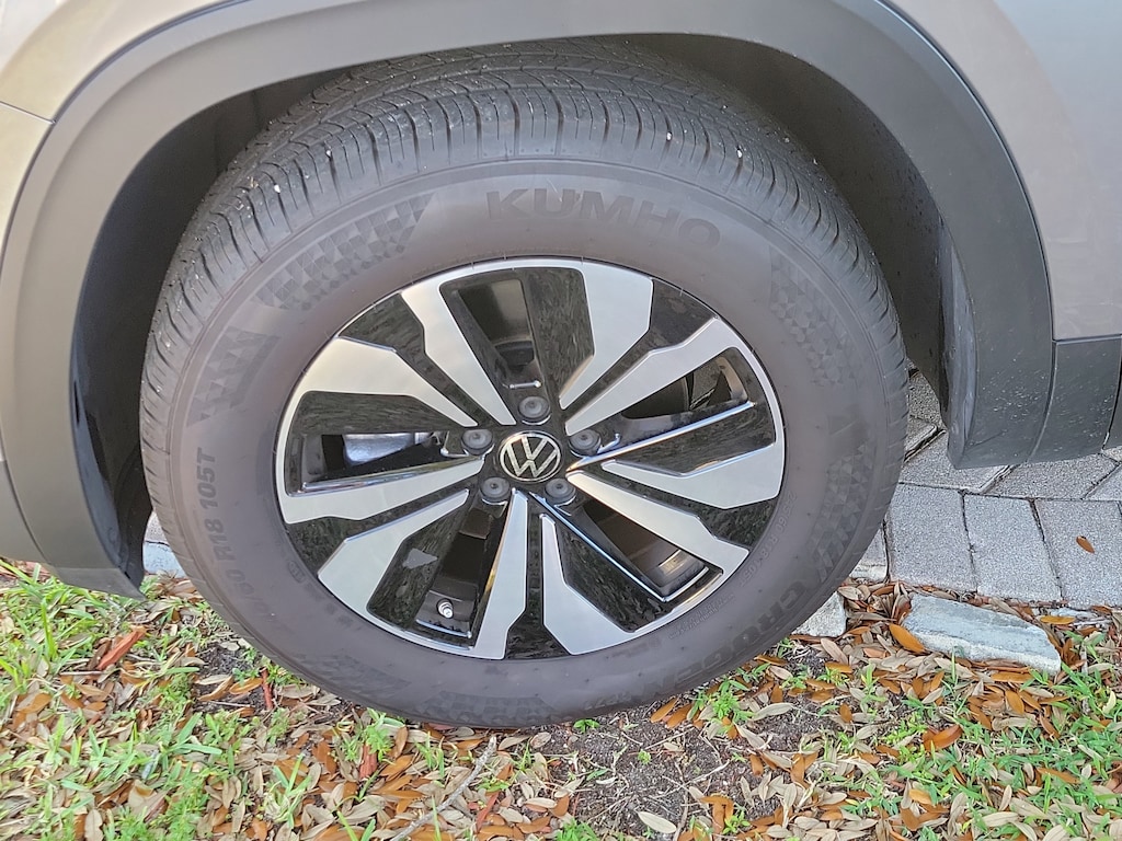 Used 2026 Volkswagen Atlas 2.0T SE SUV