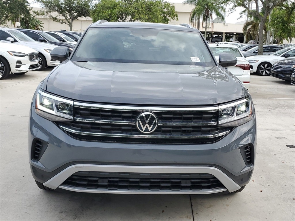 Used 2021 Volkswagen Atlas Cross Sport SE w/Tech with VIN 1V2JC2CAXMC214248 for sale in Coconut Creek, FL