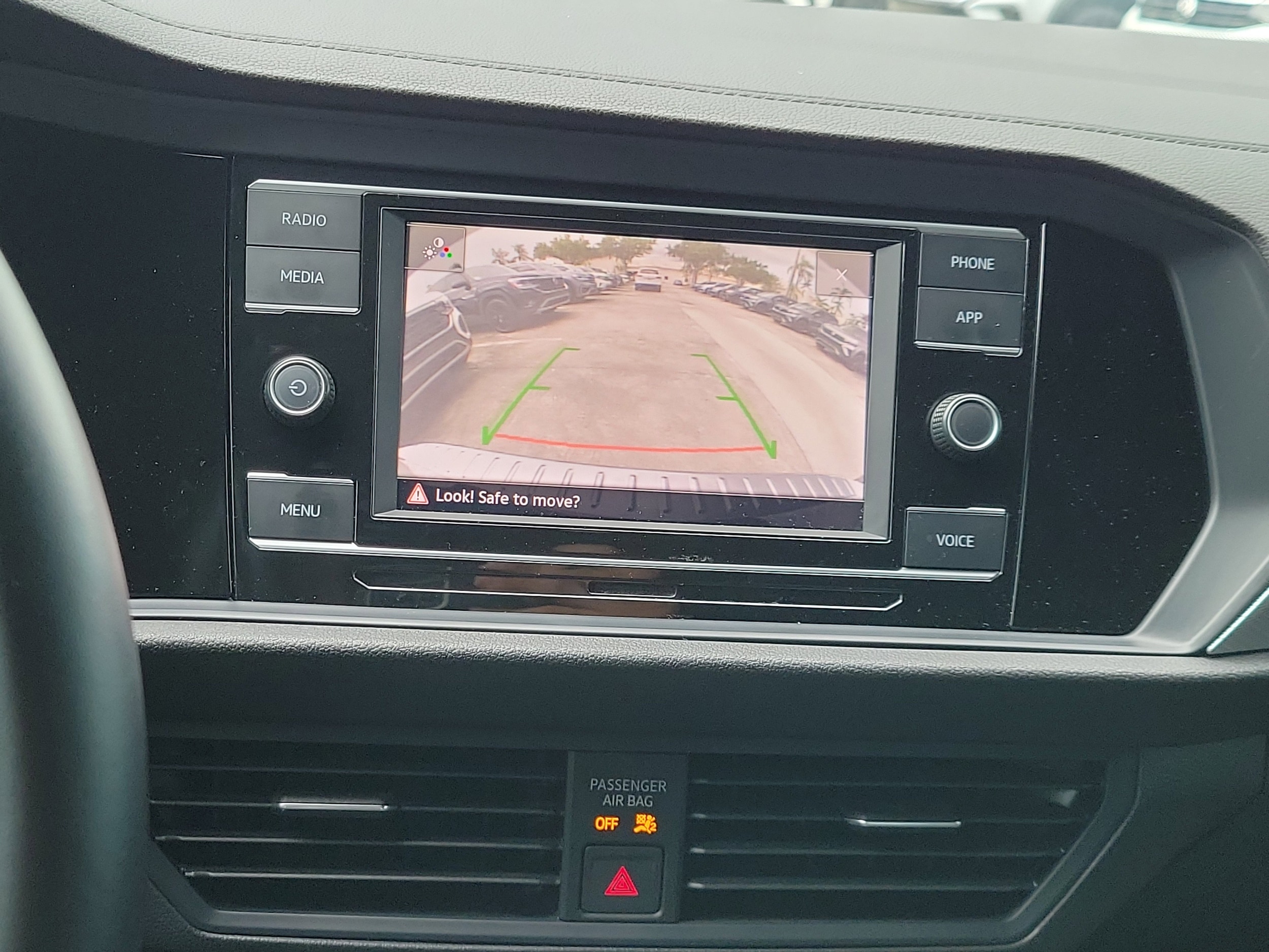 2022 Volkswagen Jetta Sport - Photo 25