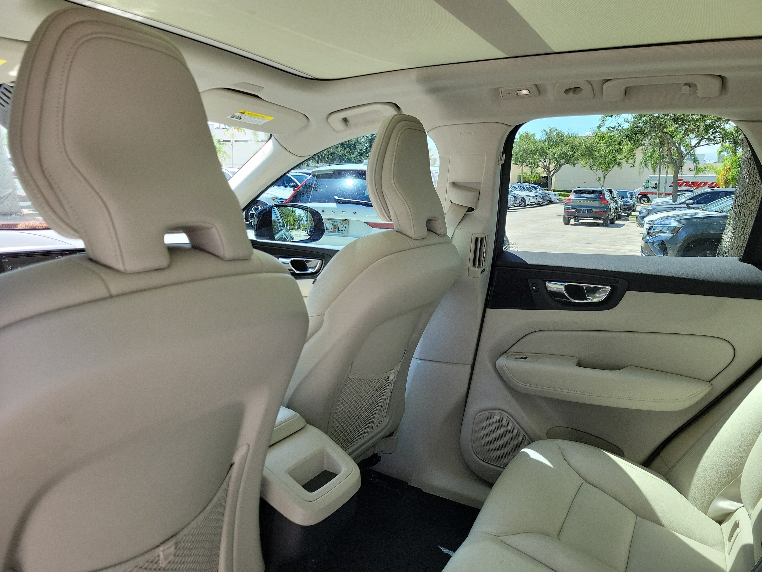 2023 Volvo XC60 Core - Photo 14