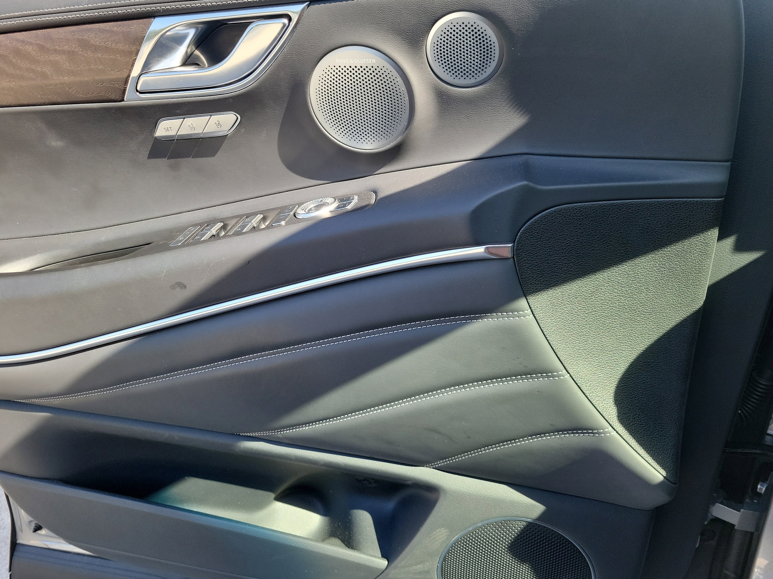 2025 GENESIS GV80 Prestige - Photo 22