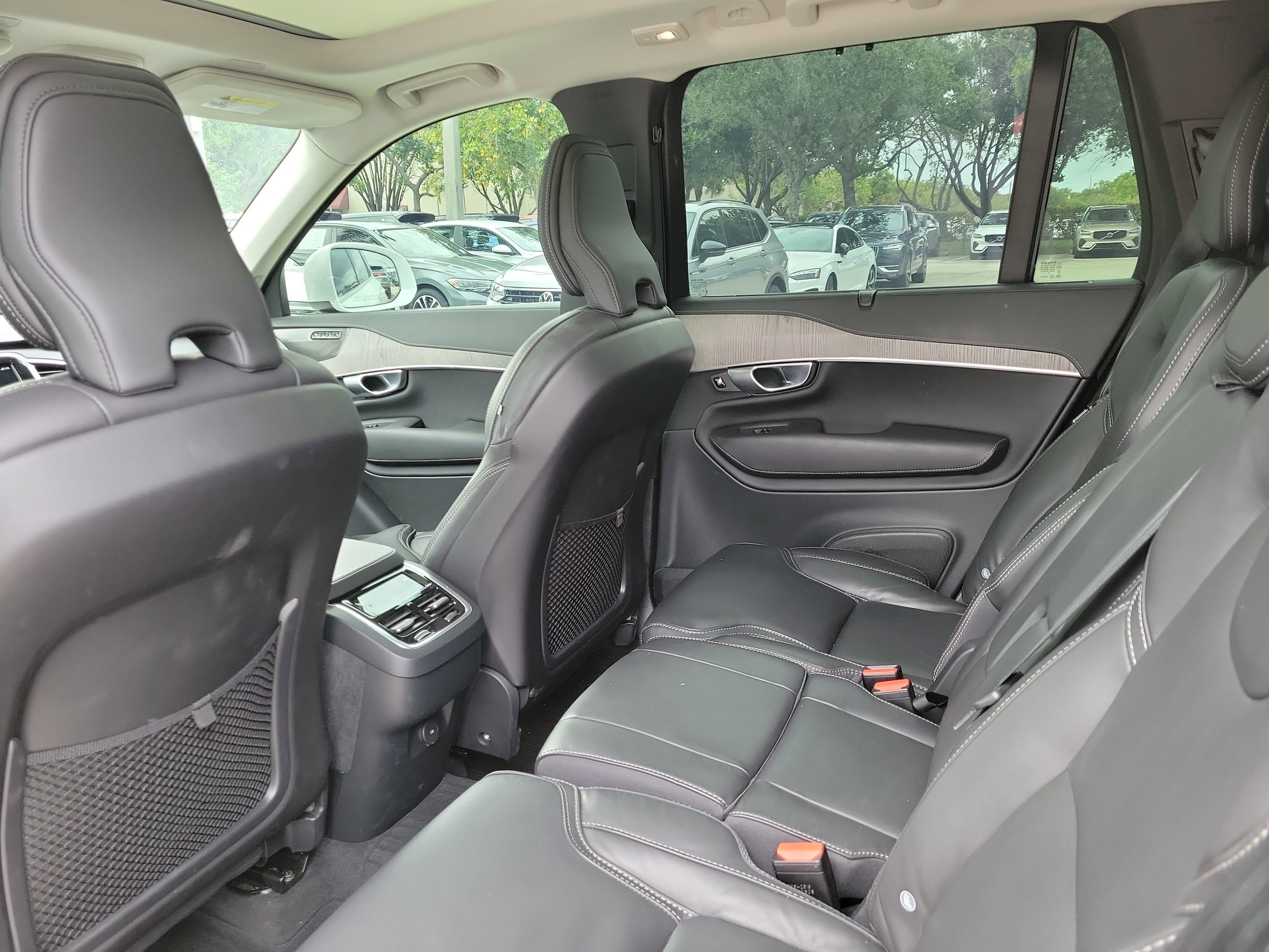 2024 Volvo XC90 Ultimate - Photo 17
