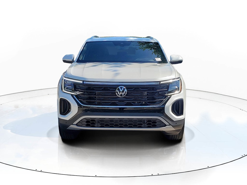 New 2026 Volkswagen Atlas Cross Sport 2.0T SE w/Technology SUV
