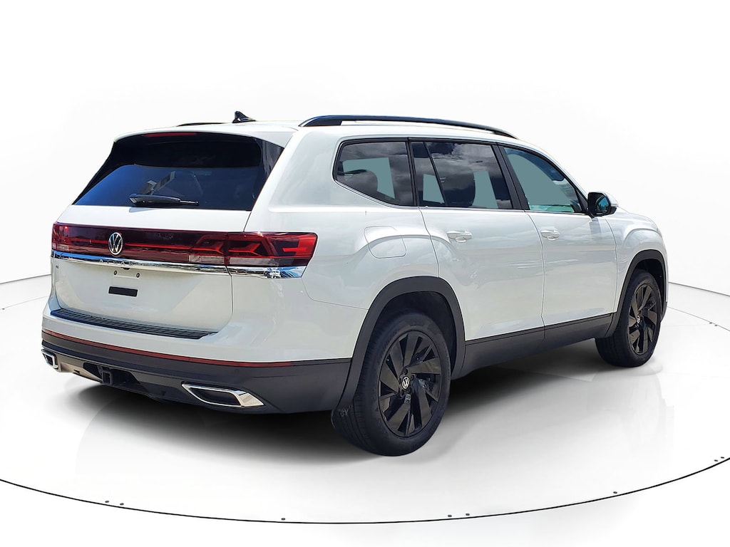 New 2026 Volkswagen Atlas SE w/Technology SUV