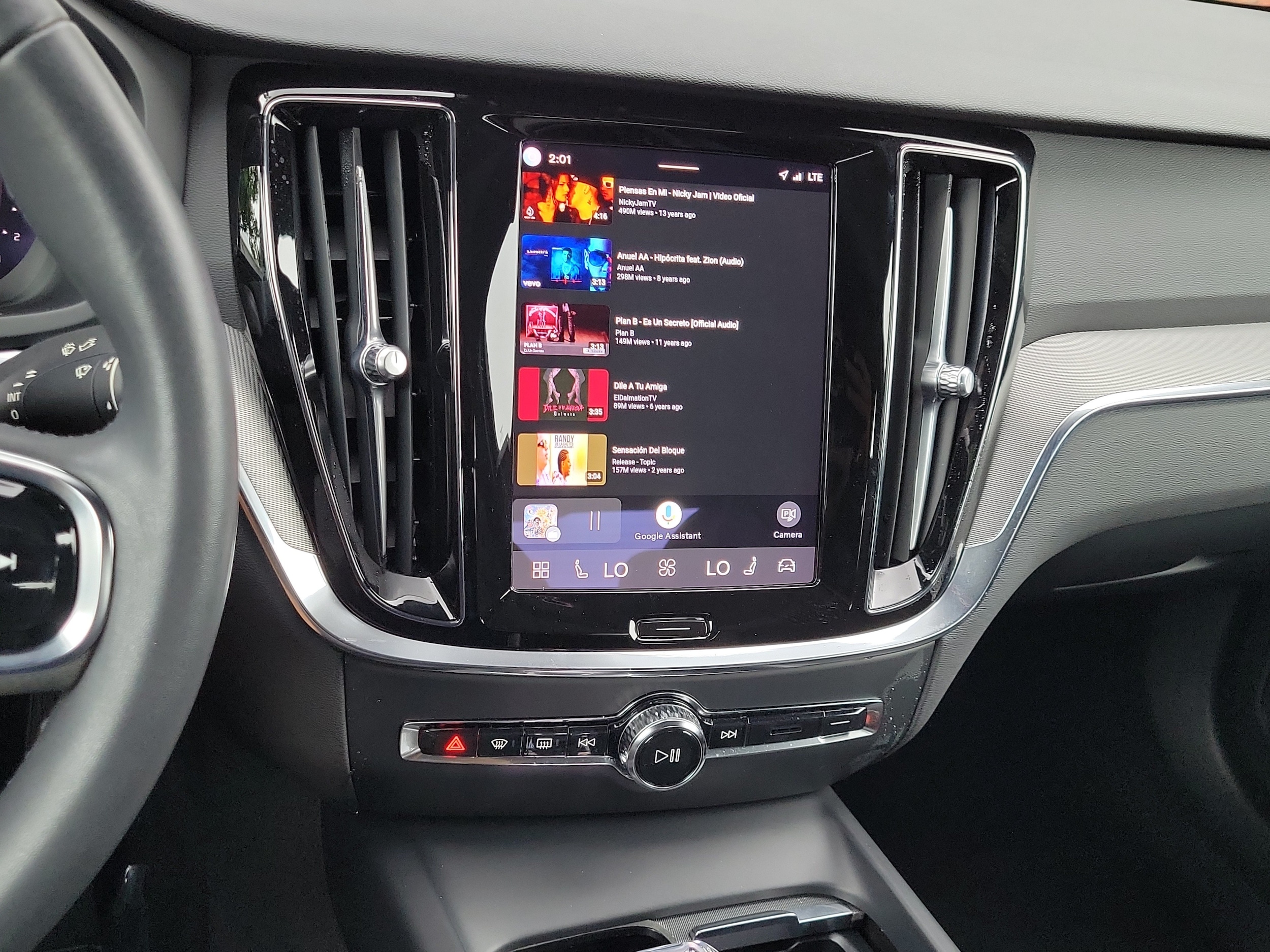 2024 Volvo S60 Plus - Photo 22