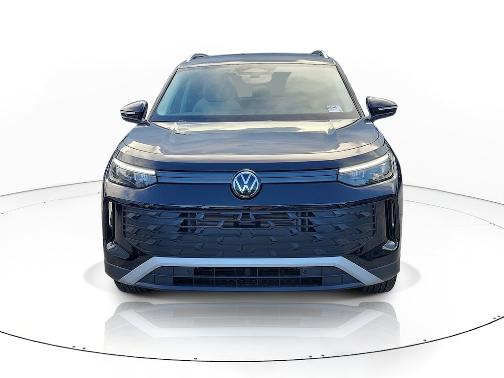 New 2026 Volkswagen Tiguan SE SUV