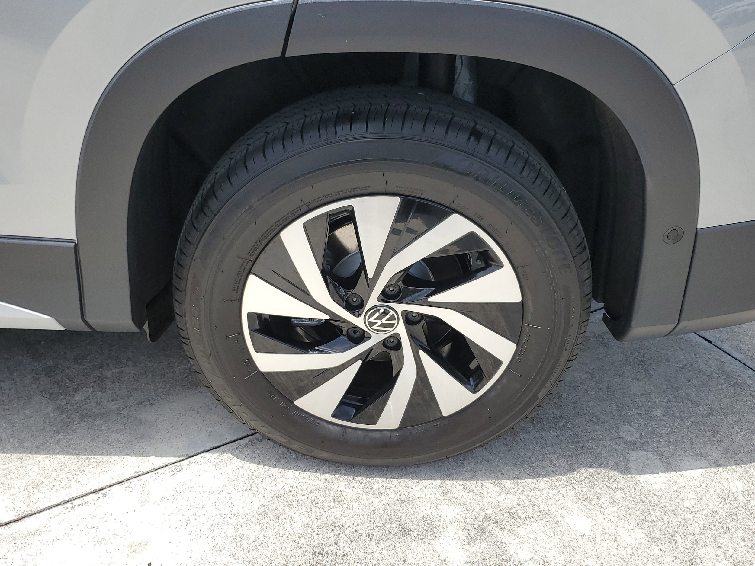 2025 Volkswagen Tiguan S - Photo 5