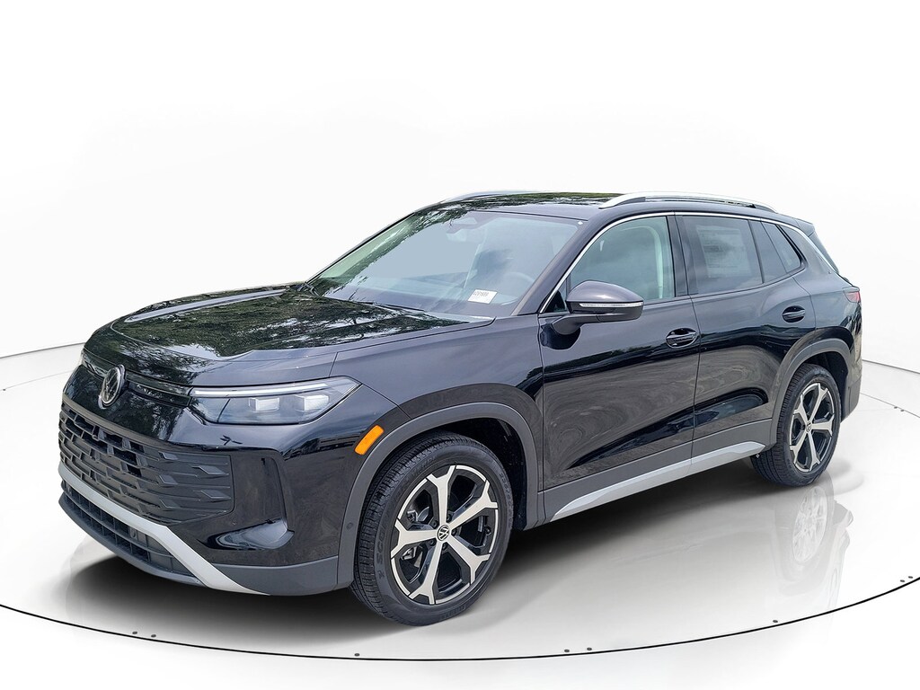 New 2026 Volkswagen Tiguan 2.0T SE SUV