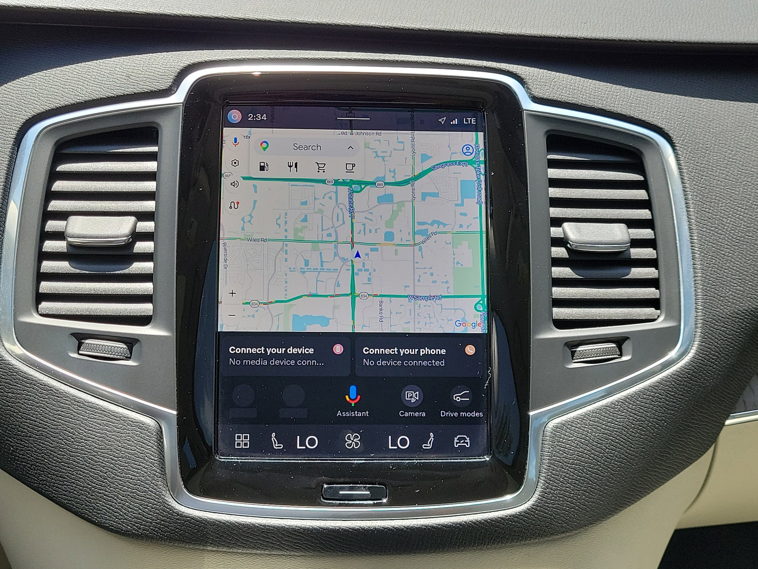 2025 Volvo XC90 Core - Photo 30