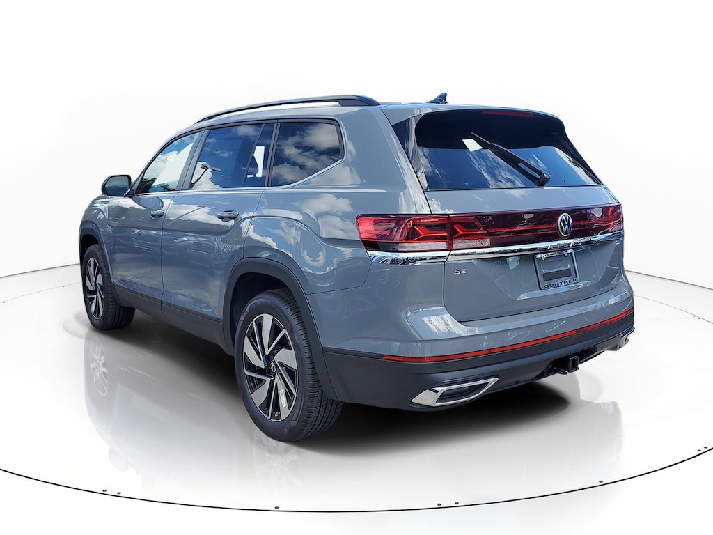New 2026 Volkswagen Atlas SE w/Technology SUV