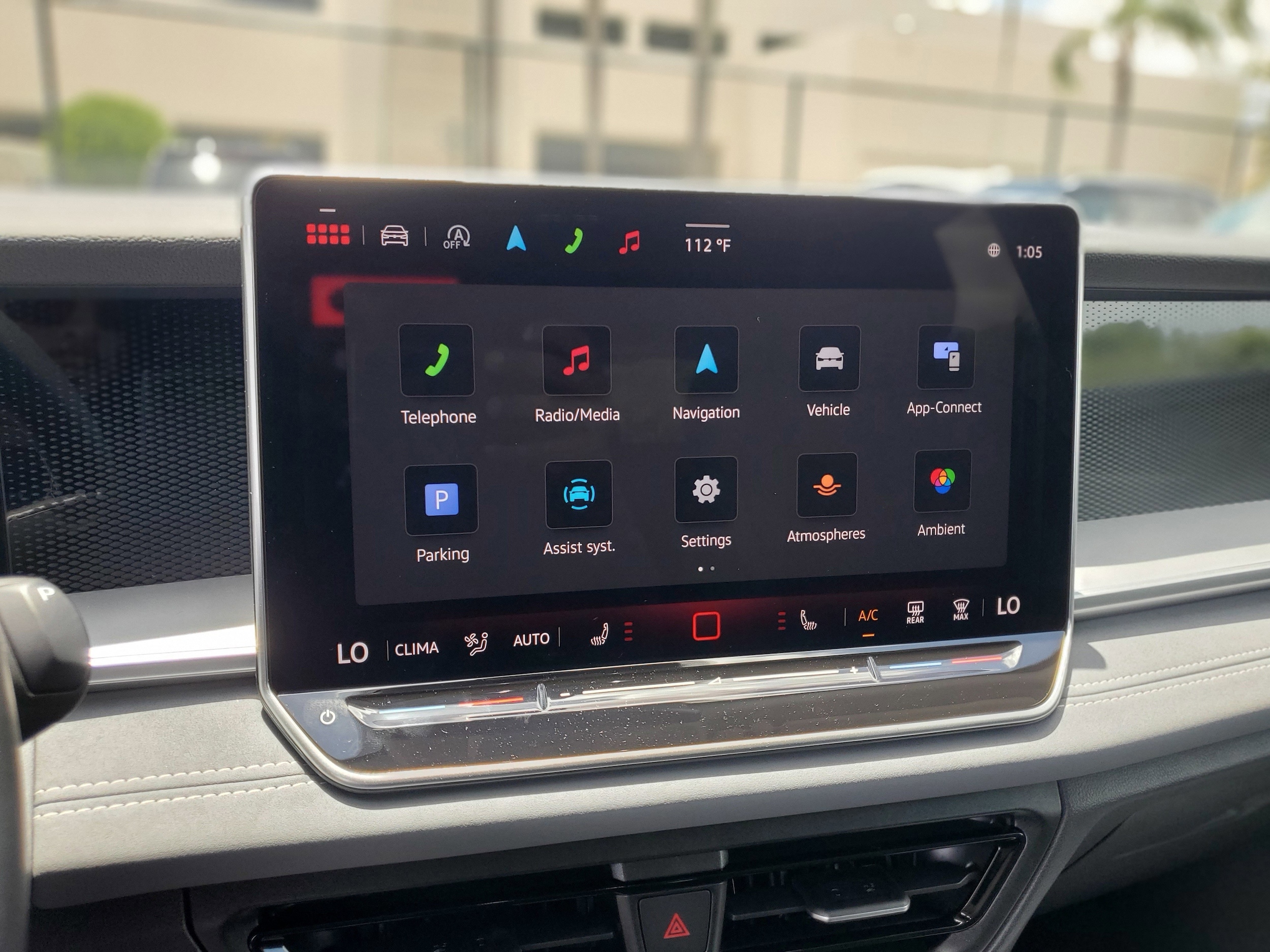 2026 Volkswagen Tiguan SE - Photo 15