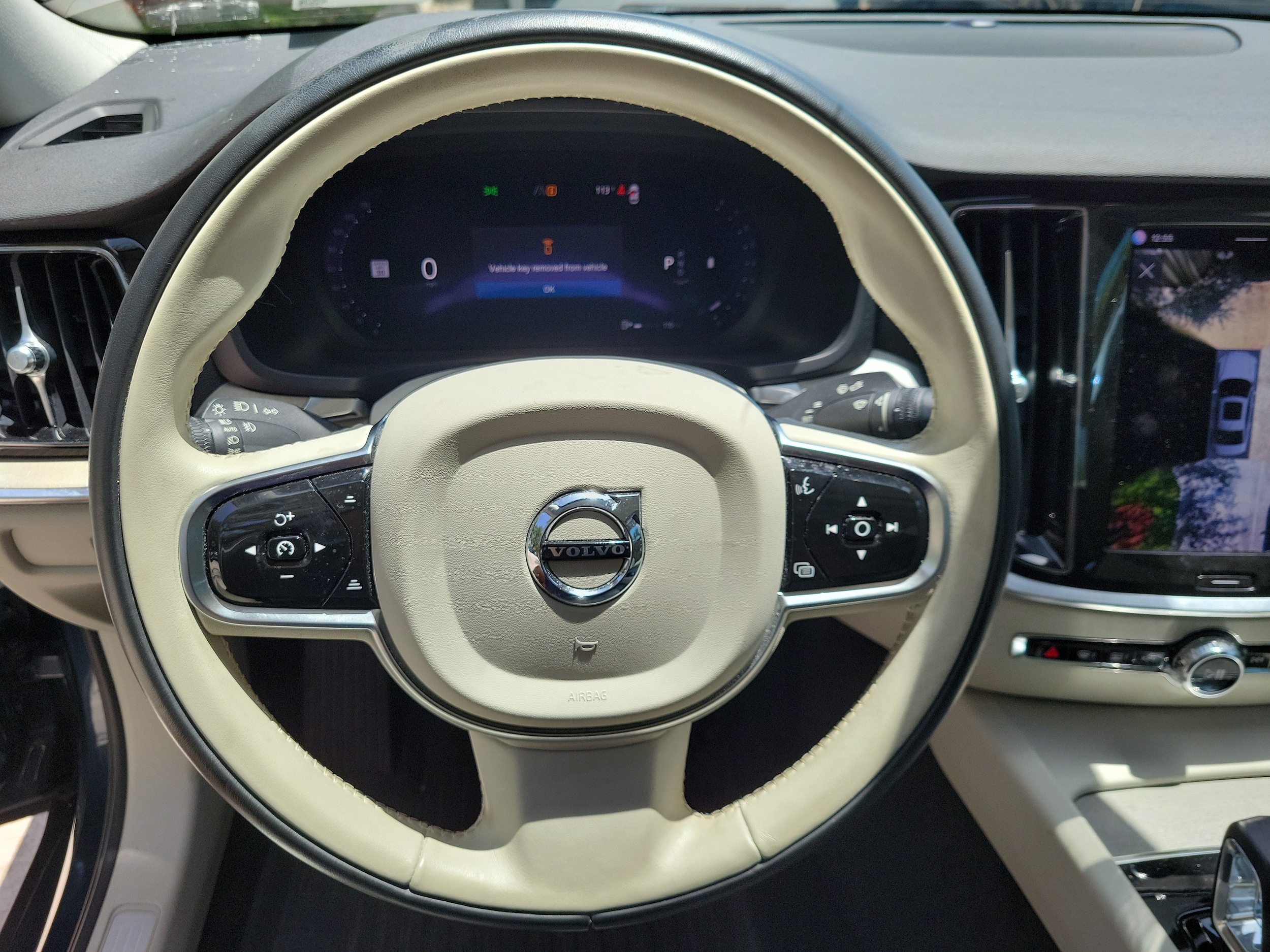 2024 Volvo S60 Plus - Photo 19