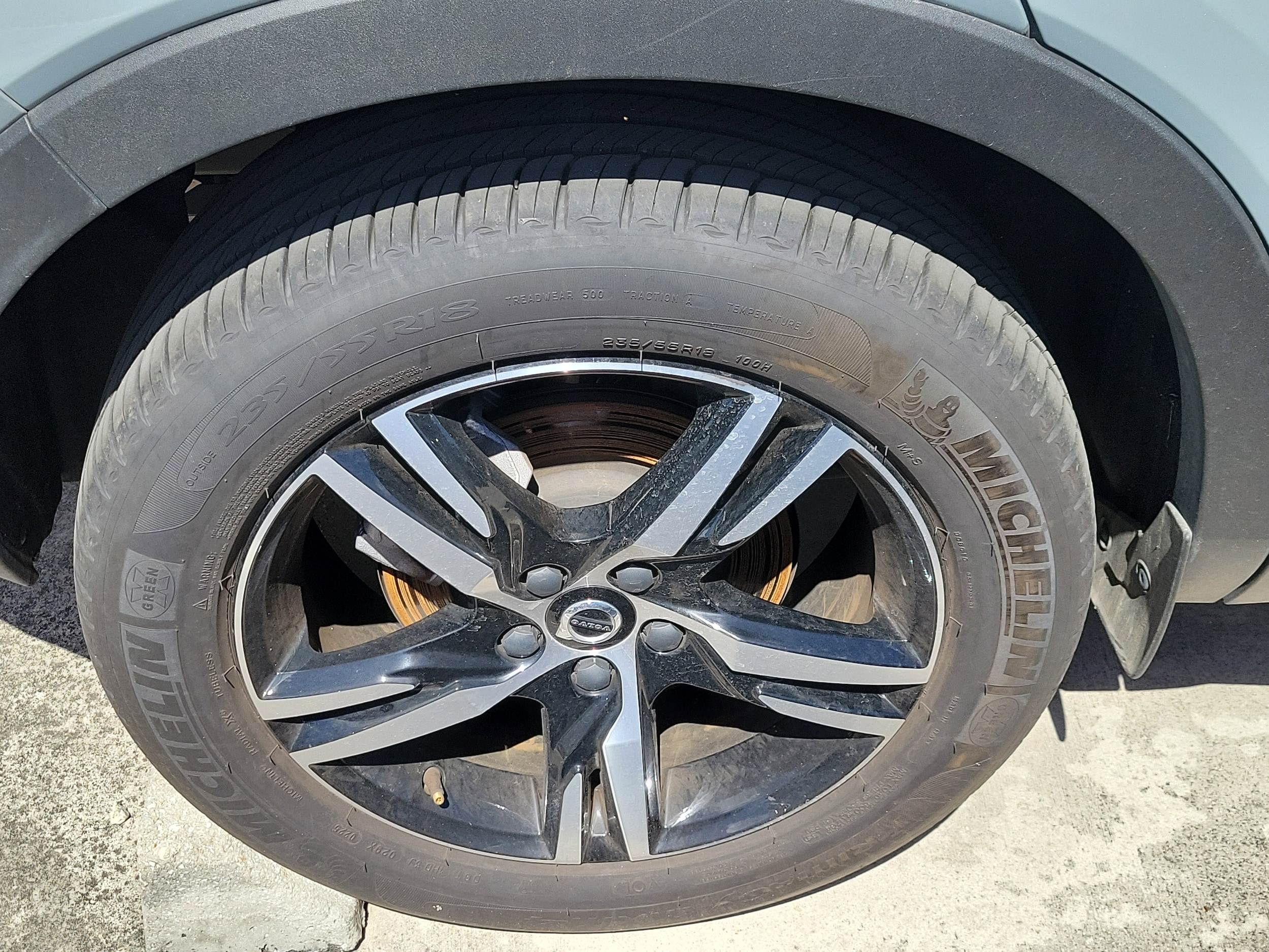 2025 Volvo XC40 Core - Photo 10