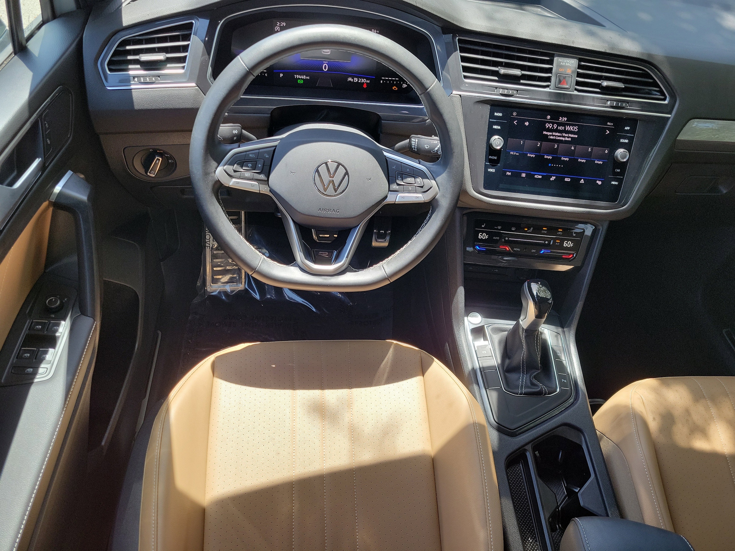 2023 Volkswagen Tiguan SE R-LINE BLACK - Photo 10