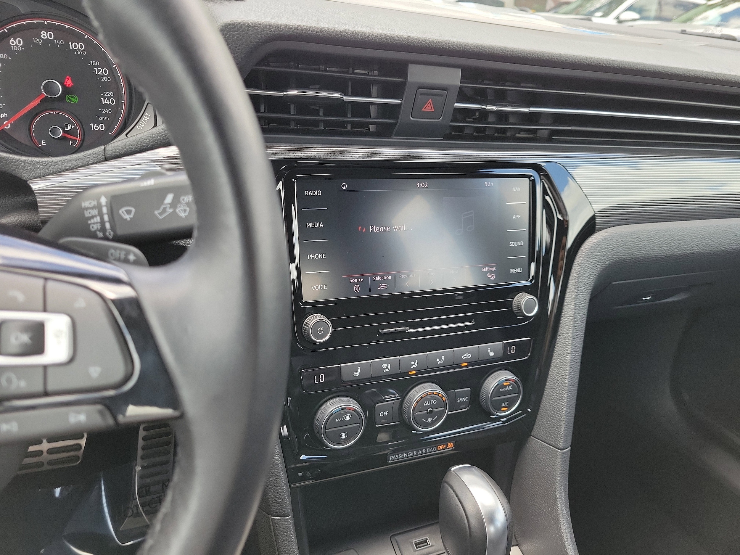 2021 Volkswagen Passat R-Line - Photo 26