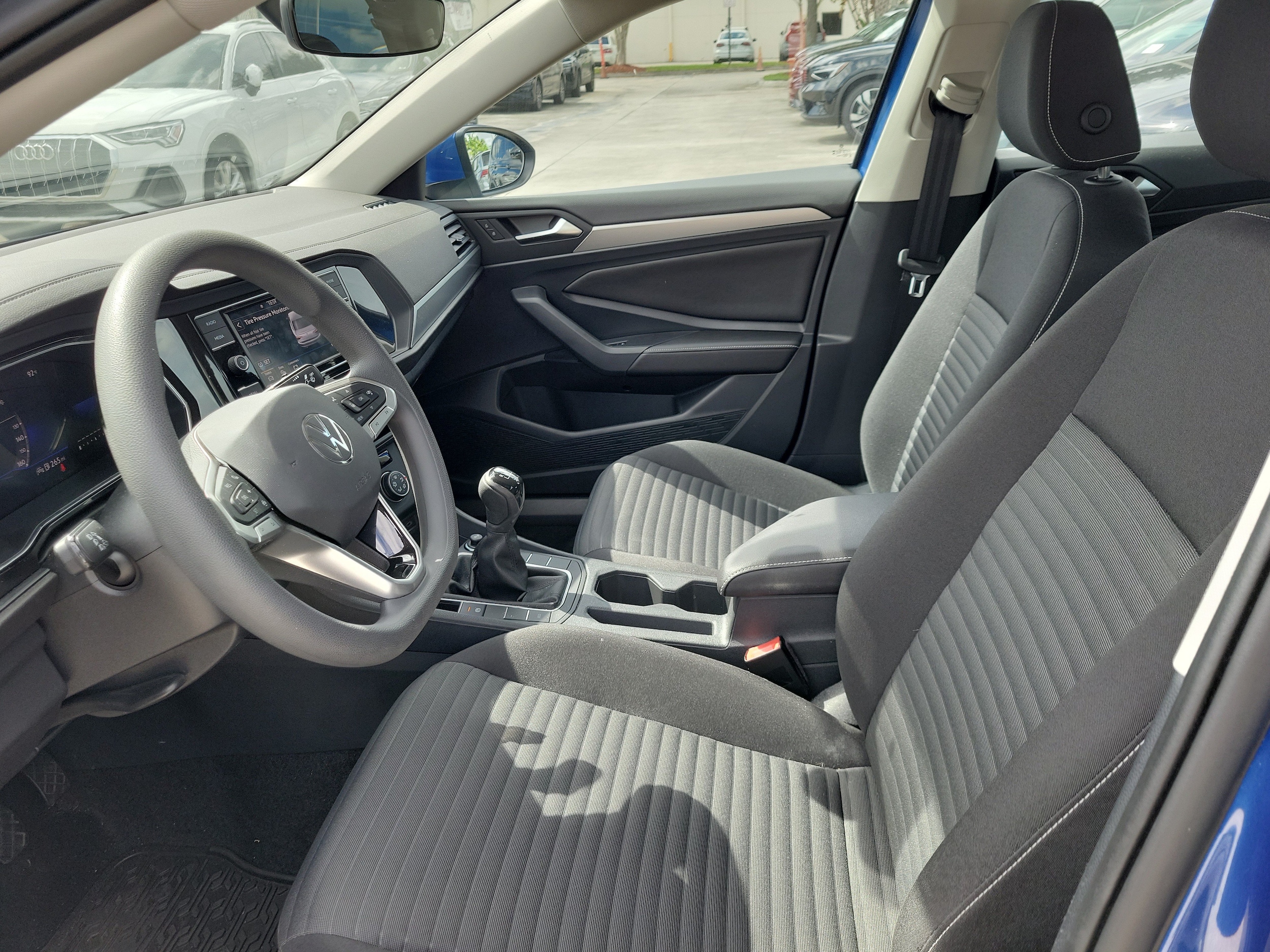 2023 Volkswagen Jetta S - Photo 16
