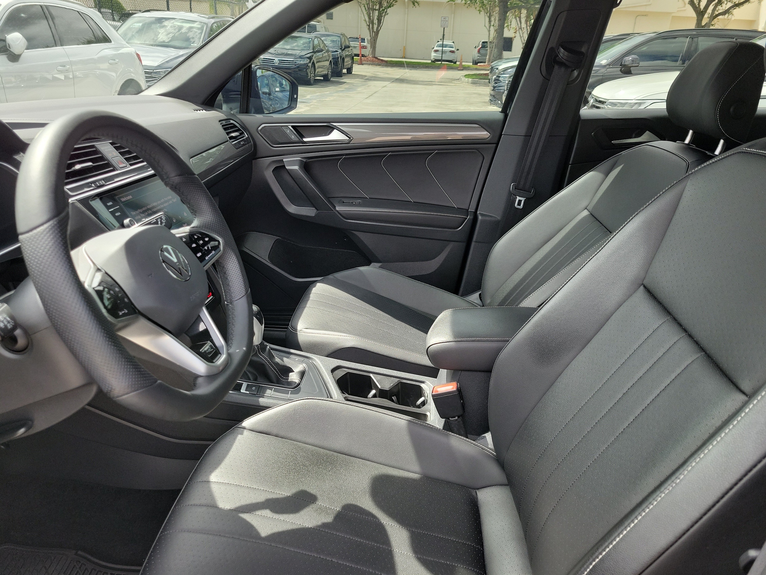 2023 Volkswagen Tiguan SE R-LINE BLACK - Photo 16