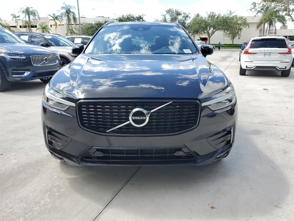 Used 2021 Volvo XC60 R-Design with VIN YV4102DM5M1830015 for sale in Coconut Creek, FL