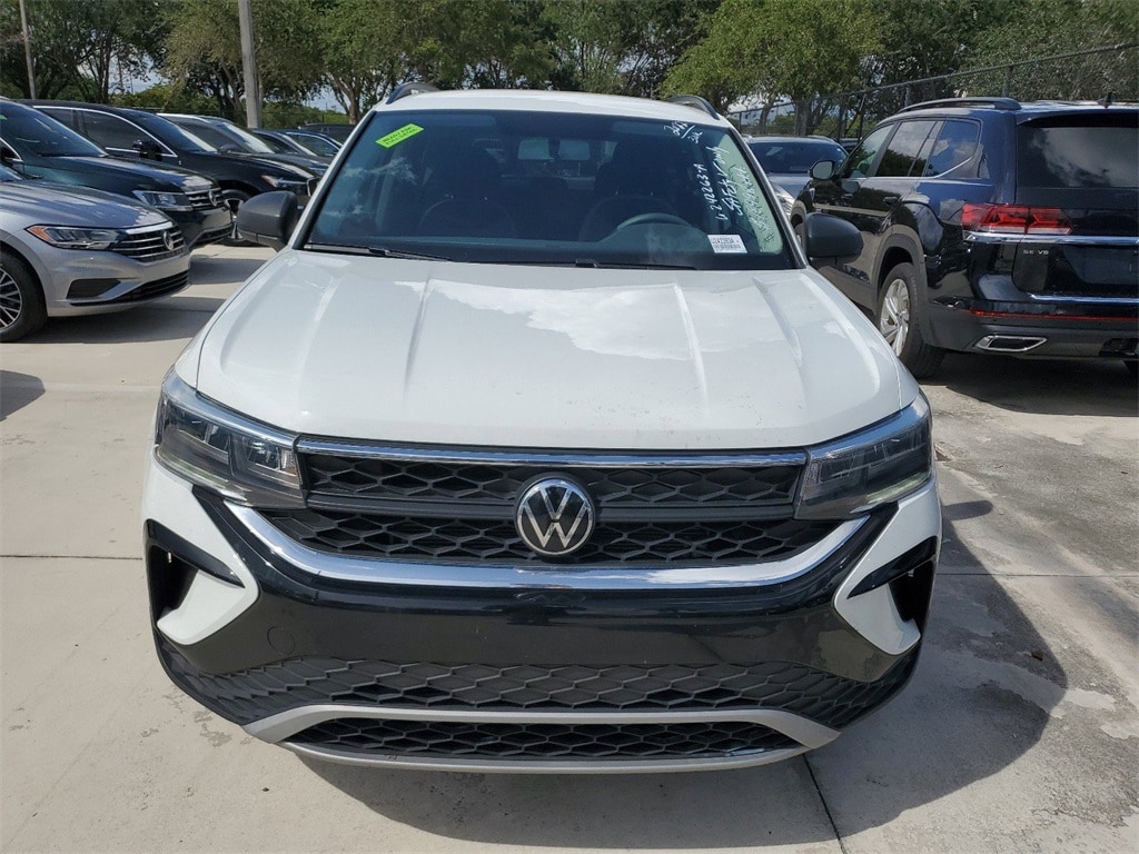 Used 2022 Volkswagen Taos S with VIN 3VVCX7B25NM009122 for sale in Coconut Creek, FL