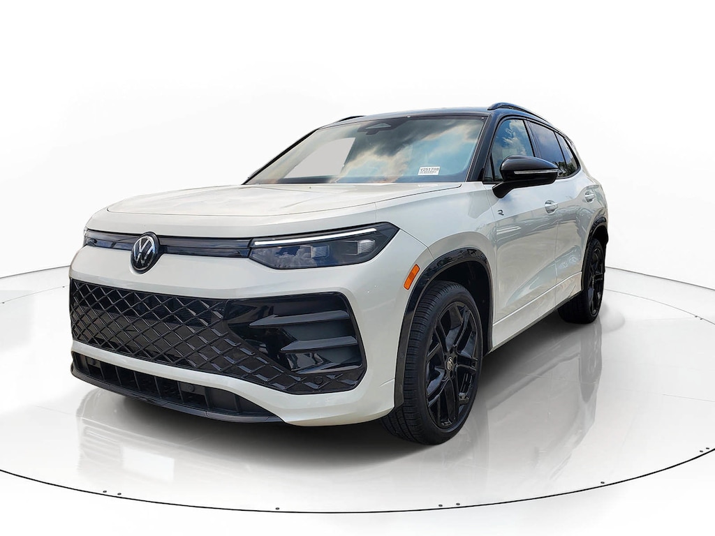New 2026 Volkswagen Tiguan SE R-Line Black SUV