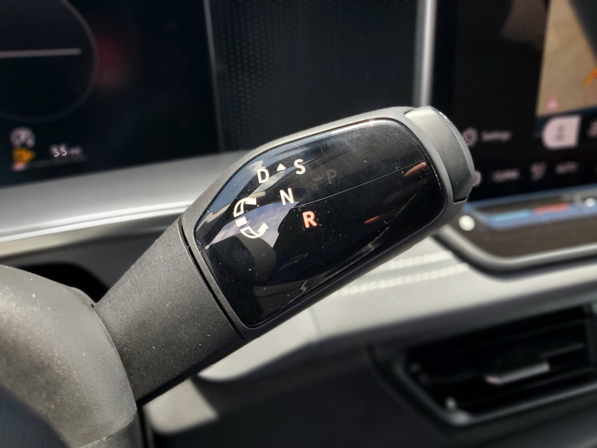 2026 Volkswagen Tiguan SE - Photo 19
