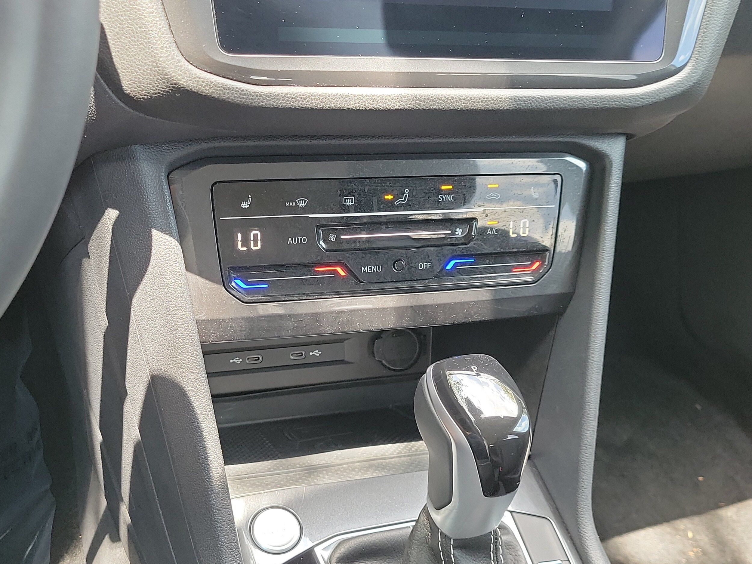 2023 Volkswagen Tiguan SE - Photo 25