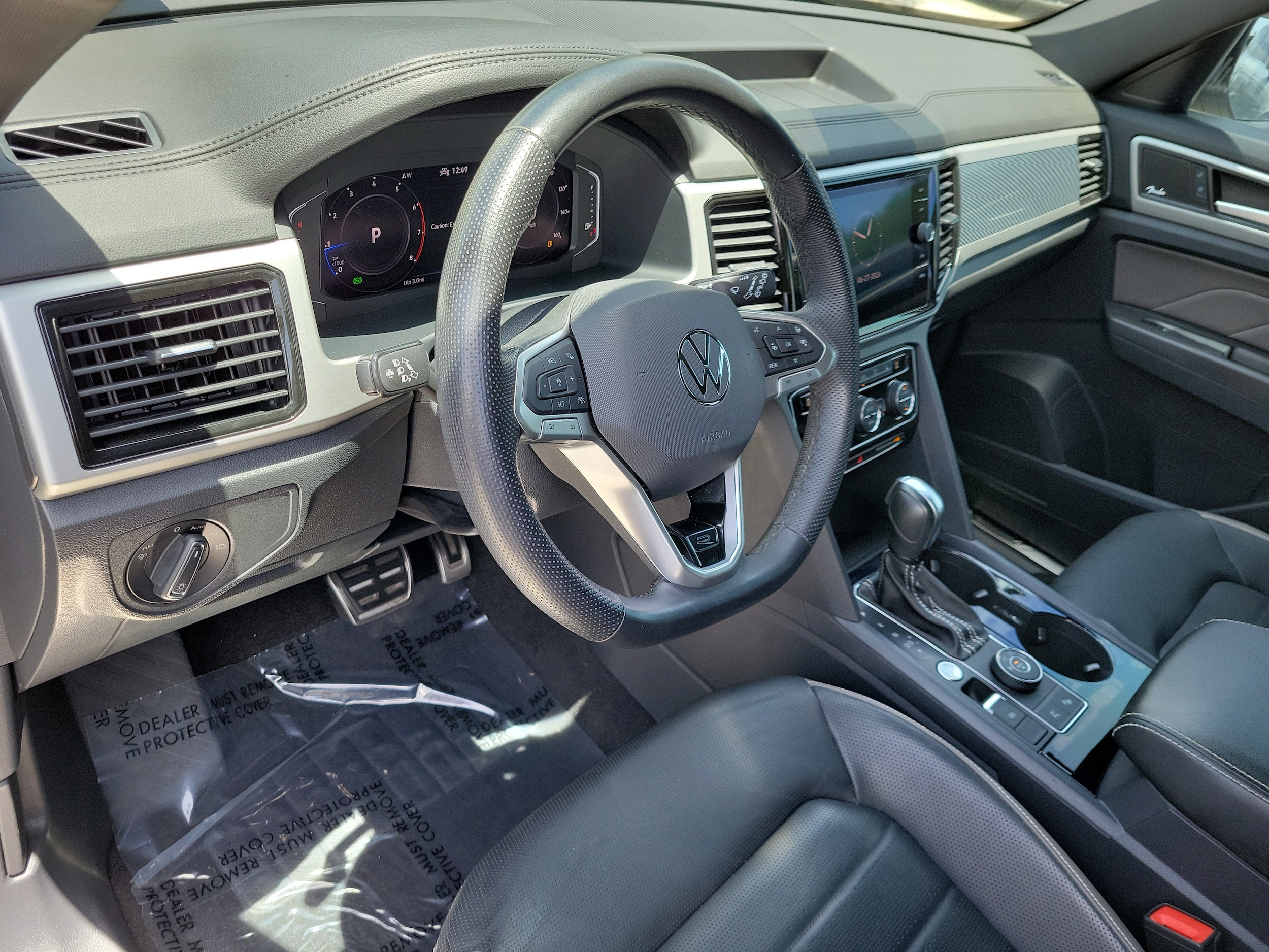 2023 Volkswagen Atlas Cross Sport SEL Premium R-Line - Photo 19