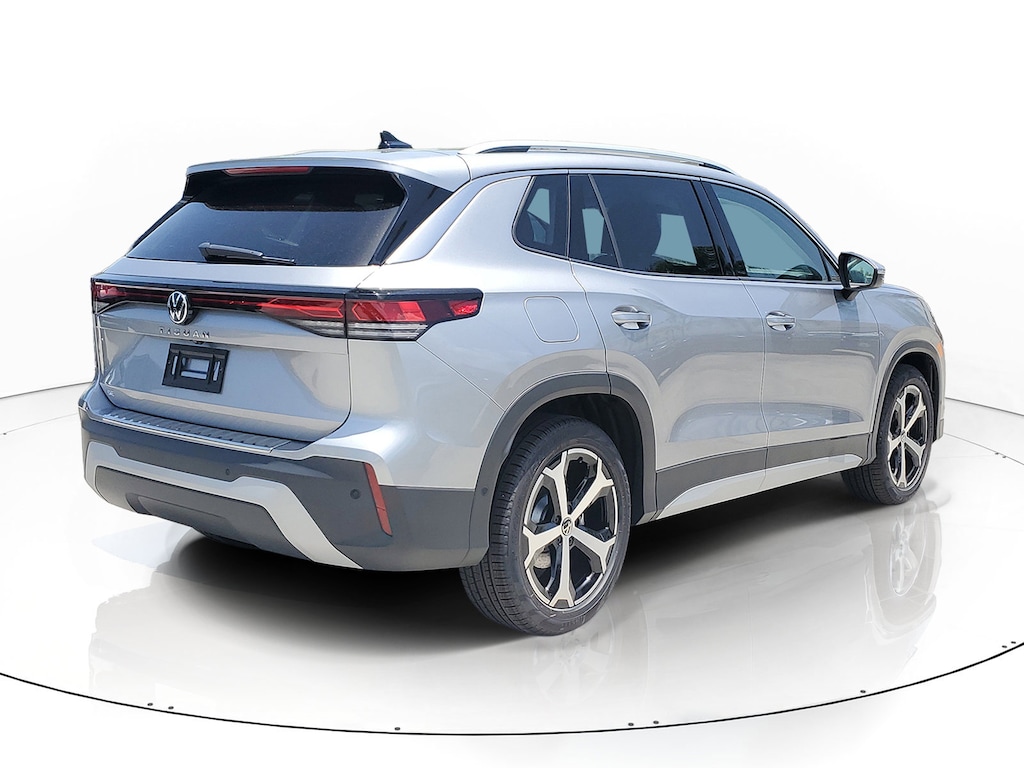 New 2026 Volkswagen Tiguan 2.0T SE SUV