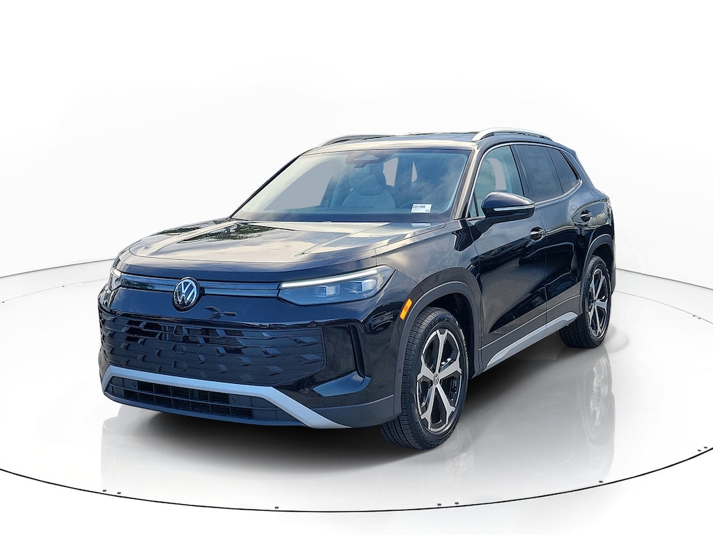 New 2026 Volkswagen Tiguan SE SUV