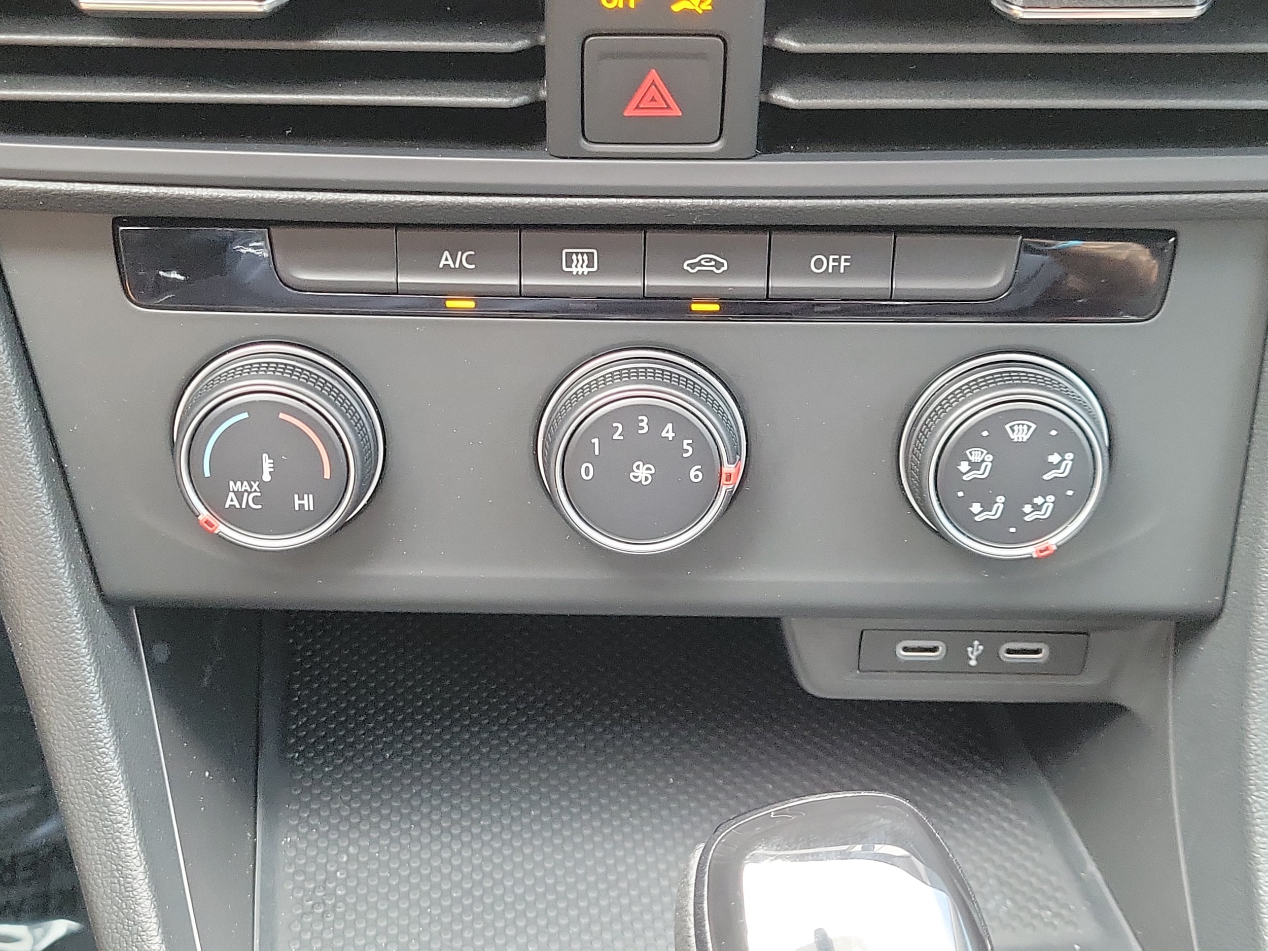 2023 Volkswagen Jetta Sport - Photo 25