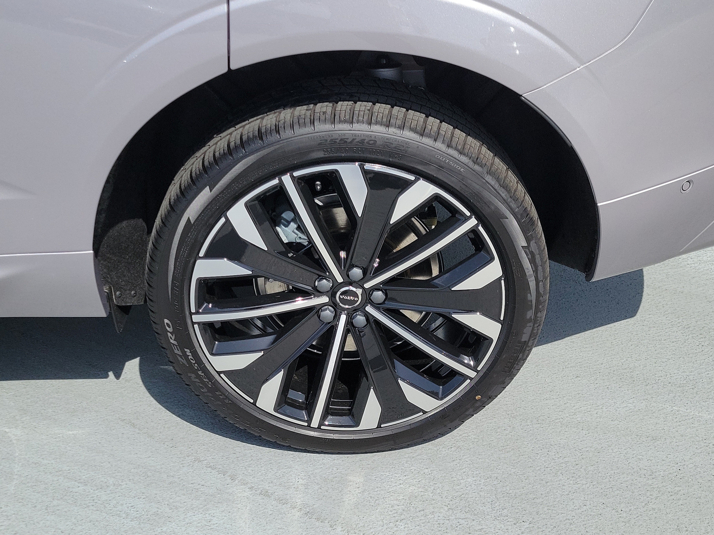 2026 Volvo XC60 Ultra - Photo 8