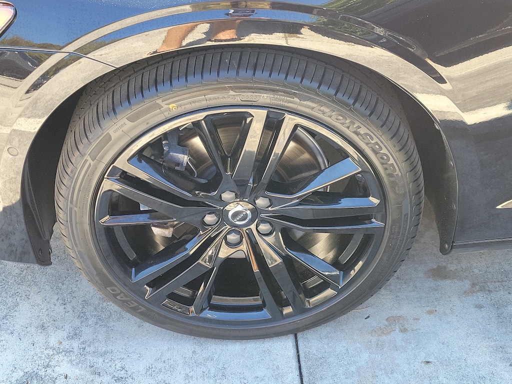 Used 2023 Volvo S60 B5 FWD Plus Black Sedan