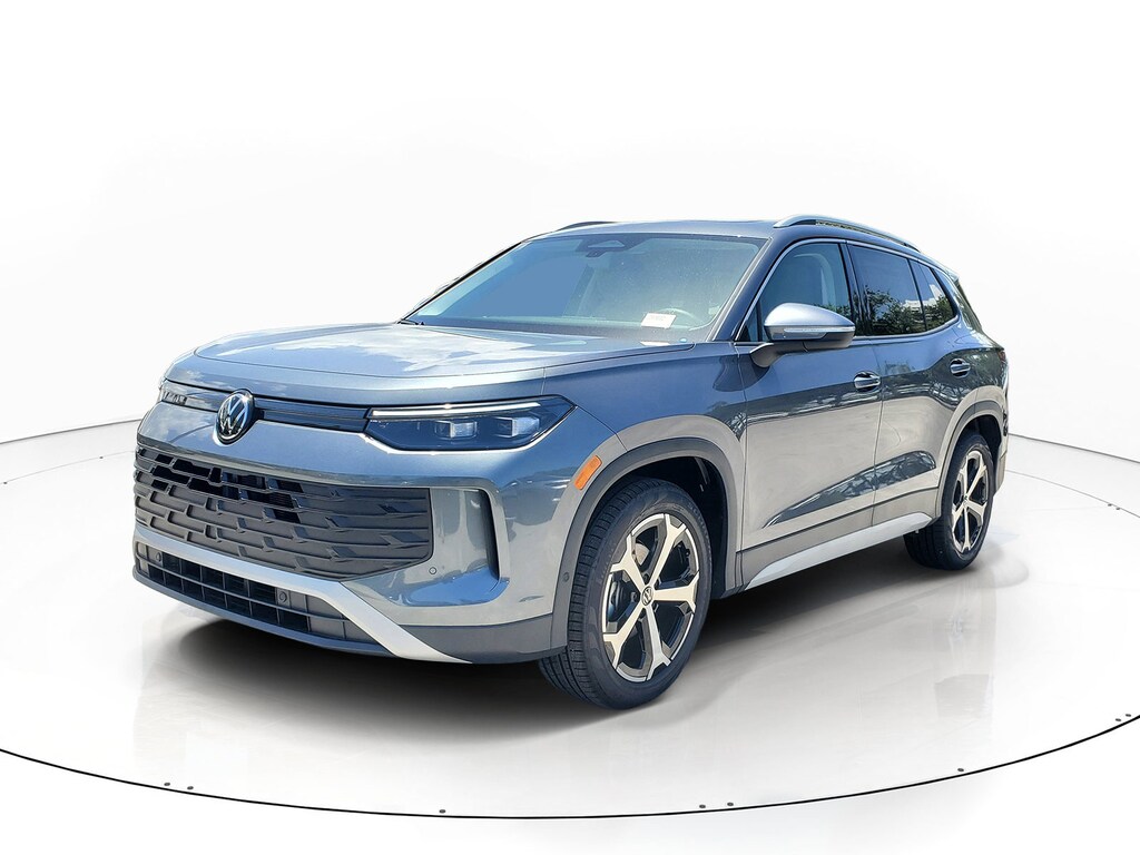 New 2026 Volkswagen Tiguan 2.0T SE SUV