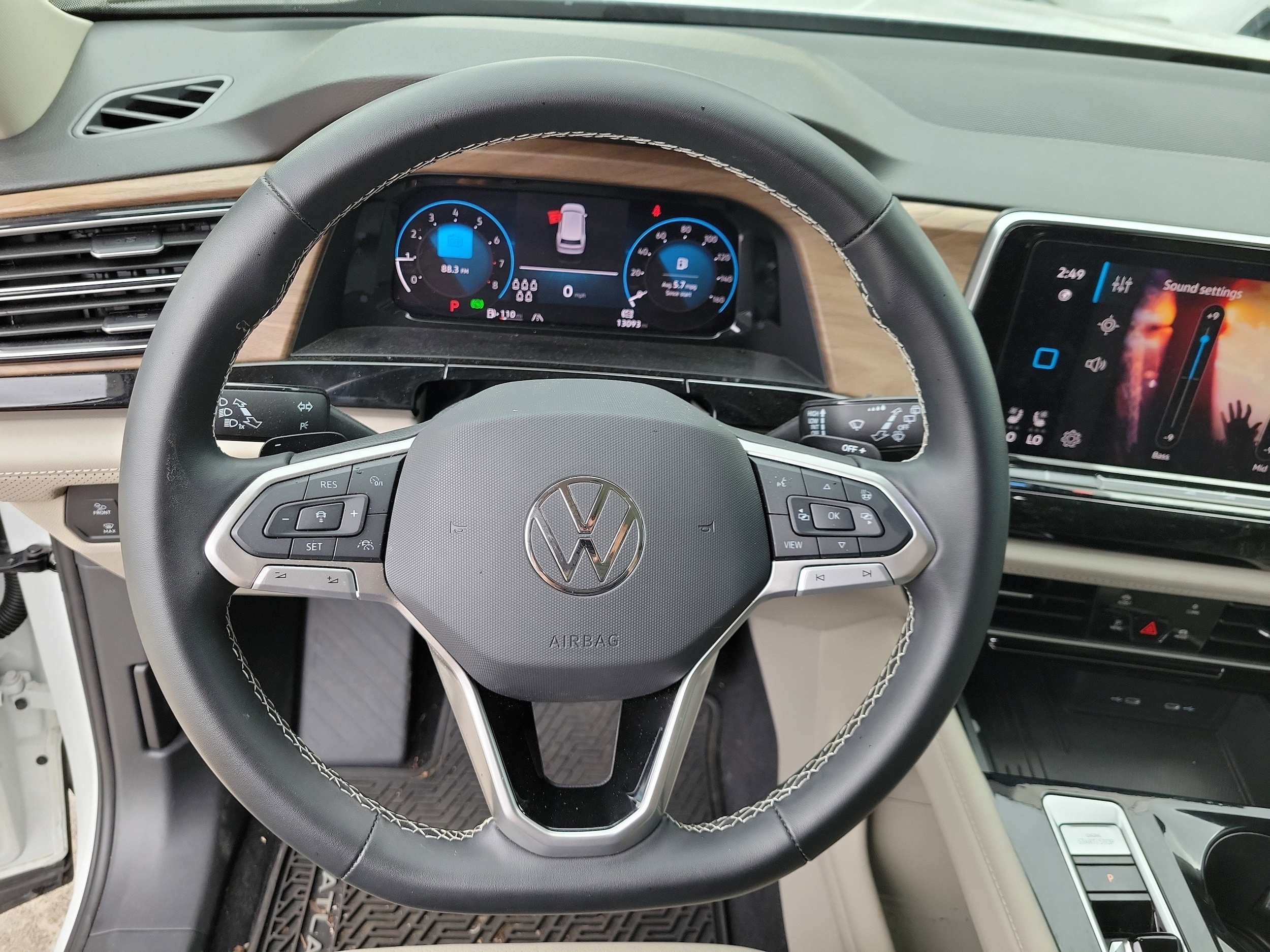 2026 Volkswagen Atlas SE w/Tech - Photo 20
