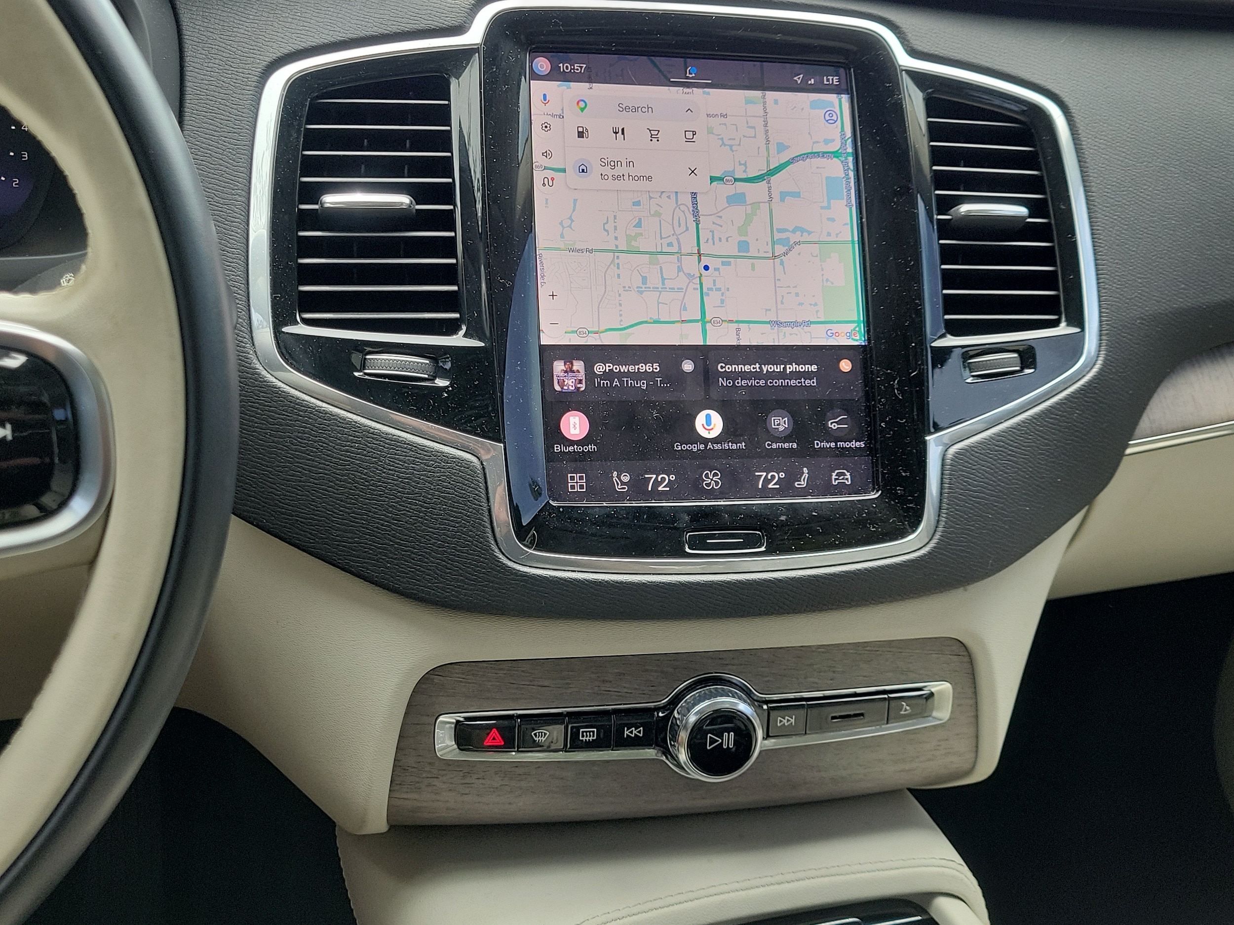 2023 Volvo XC90 Plus - Photo 25
