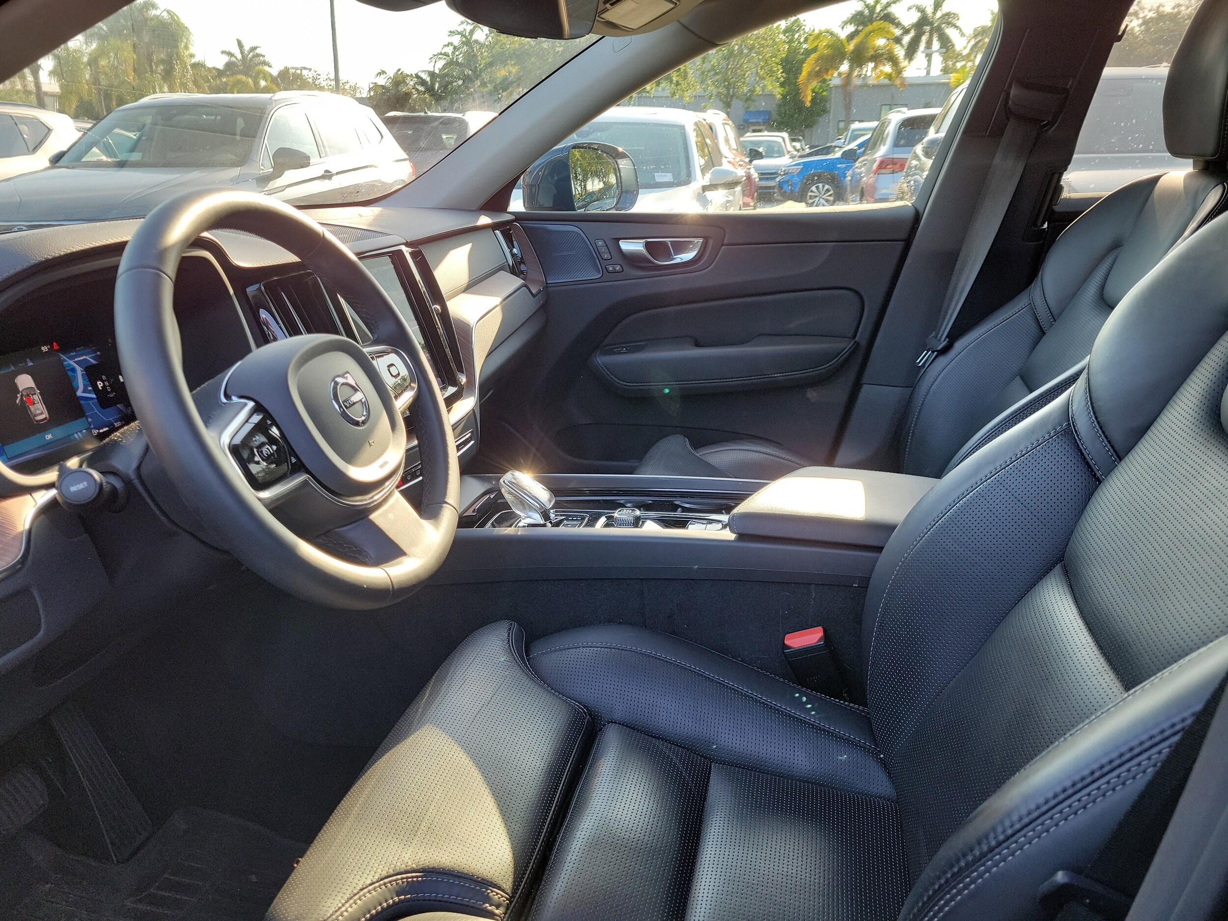 2023 Volvo XC60 Ultimate - Photo 14