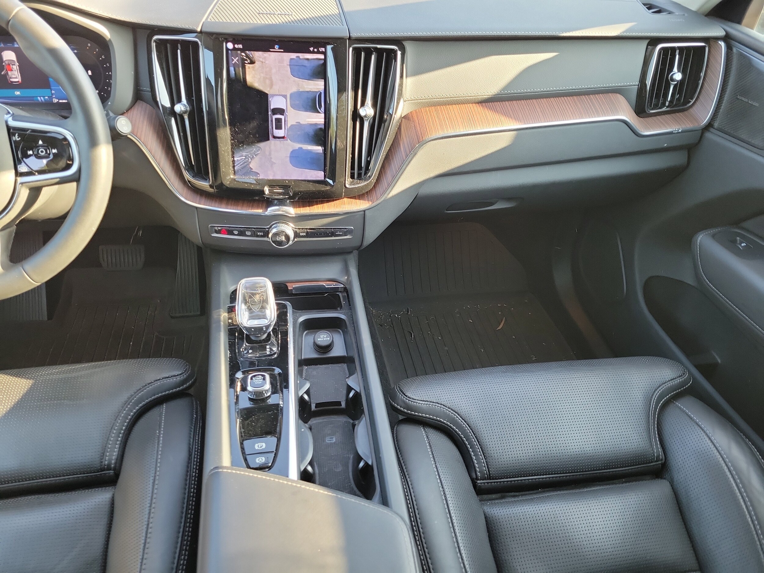 2023 Volvo XC60 Ultimate - Photo 12