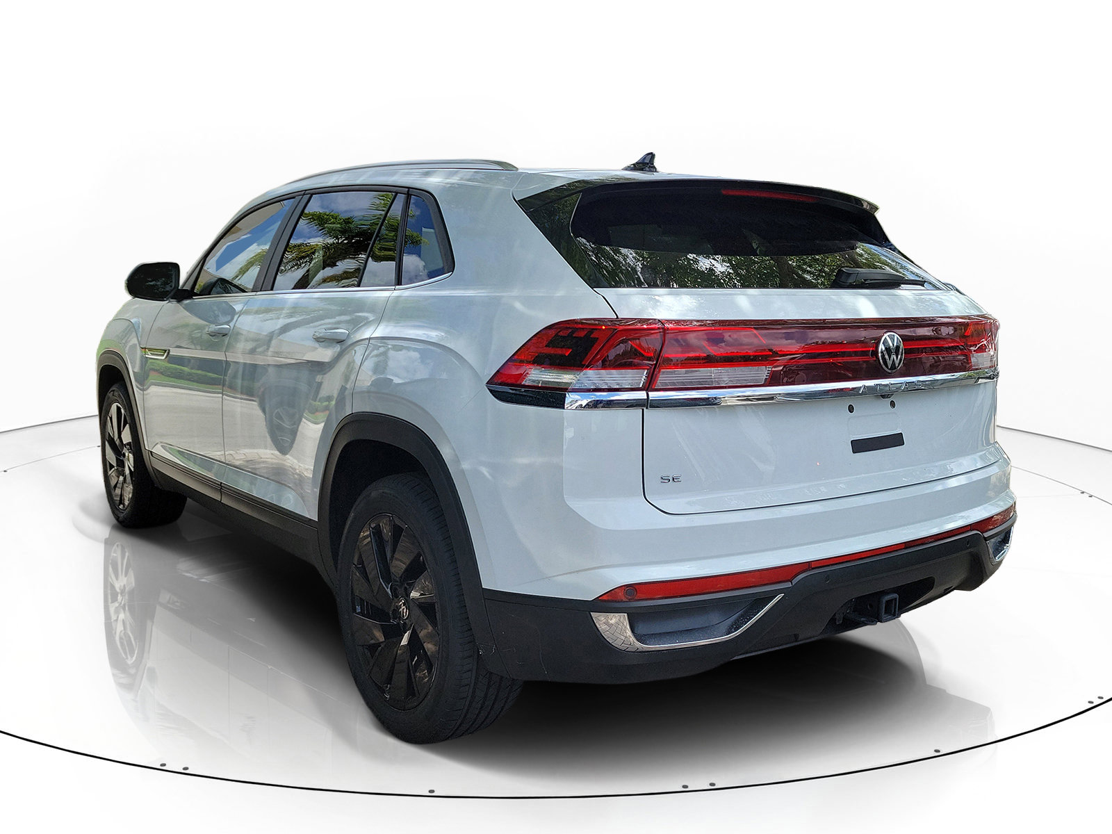 2024 Volkswagen Atlas Cross Sport SE w/Tech - Photo 6